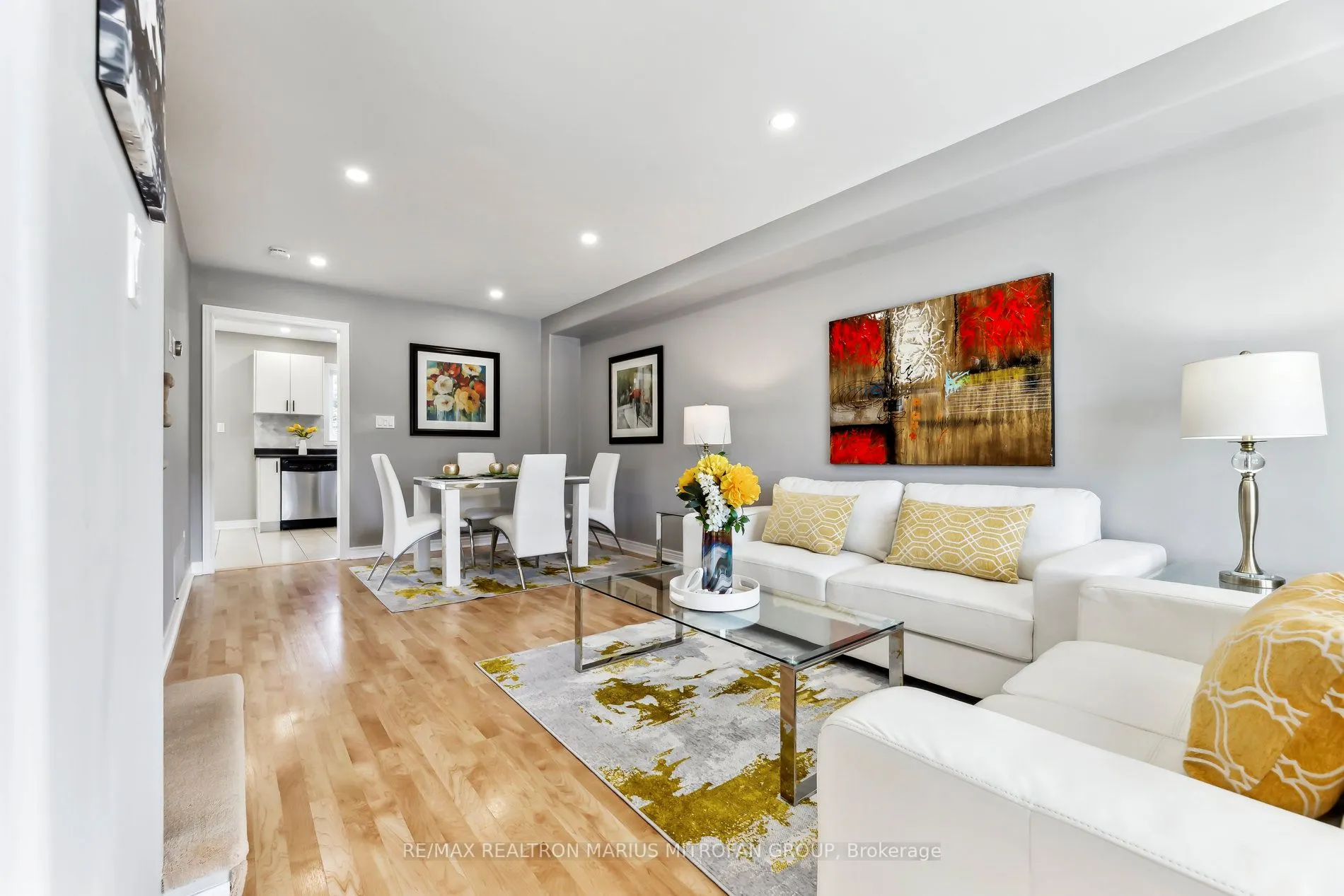 22 Fallingbrook Crescent