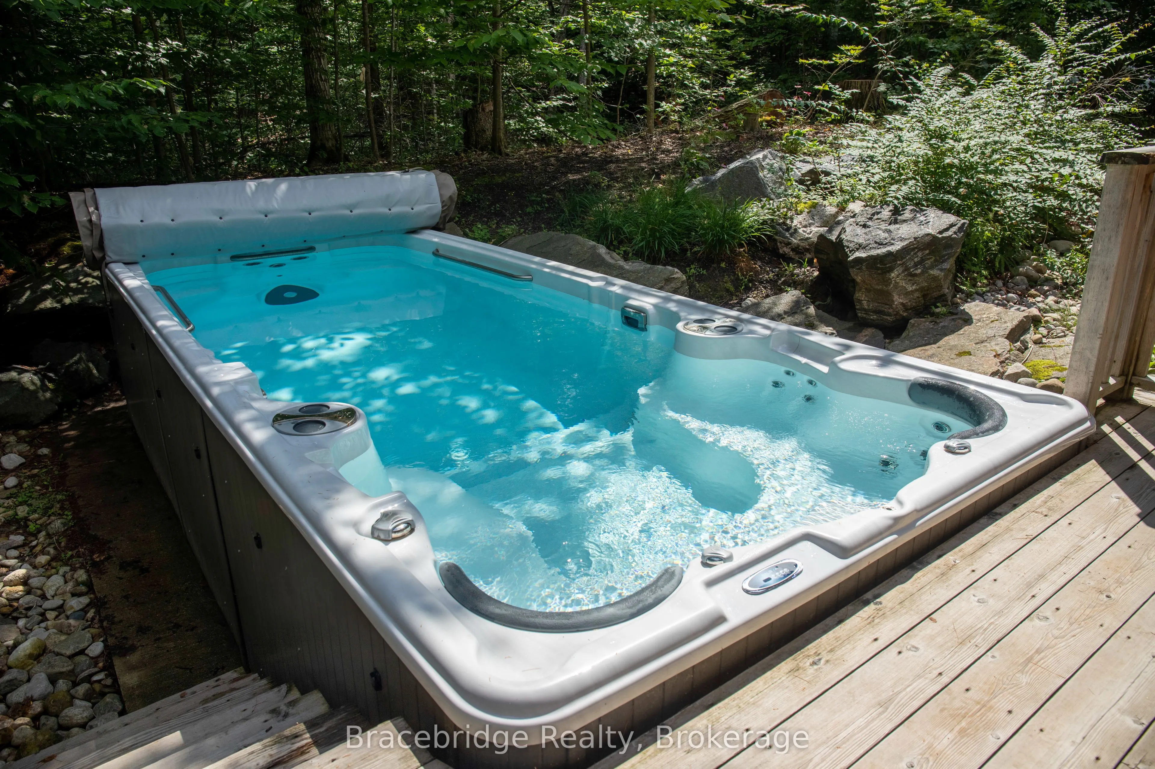3876 MUSKOKA RD HWY 118 W, #Sandfield 9 W9