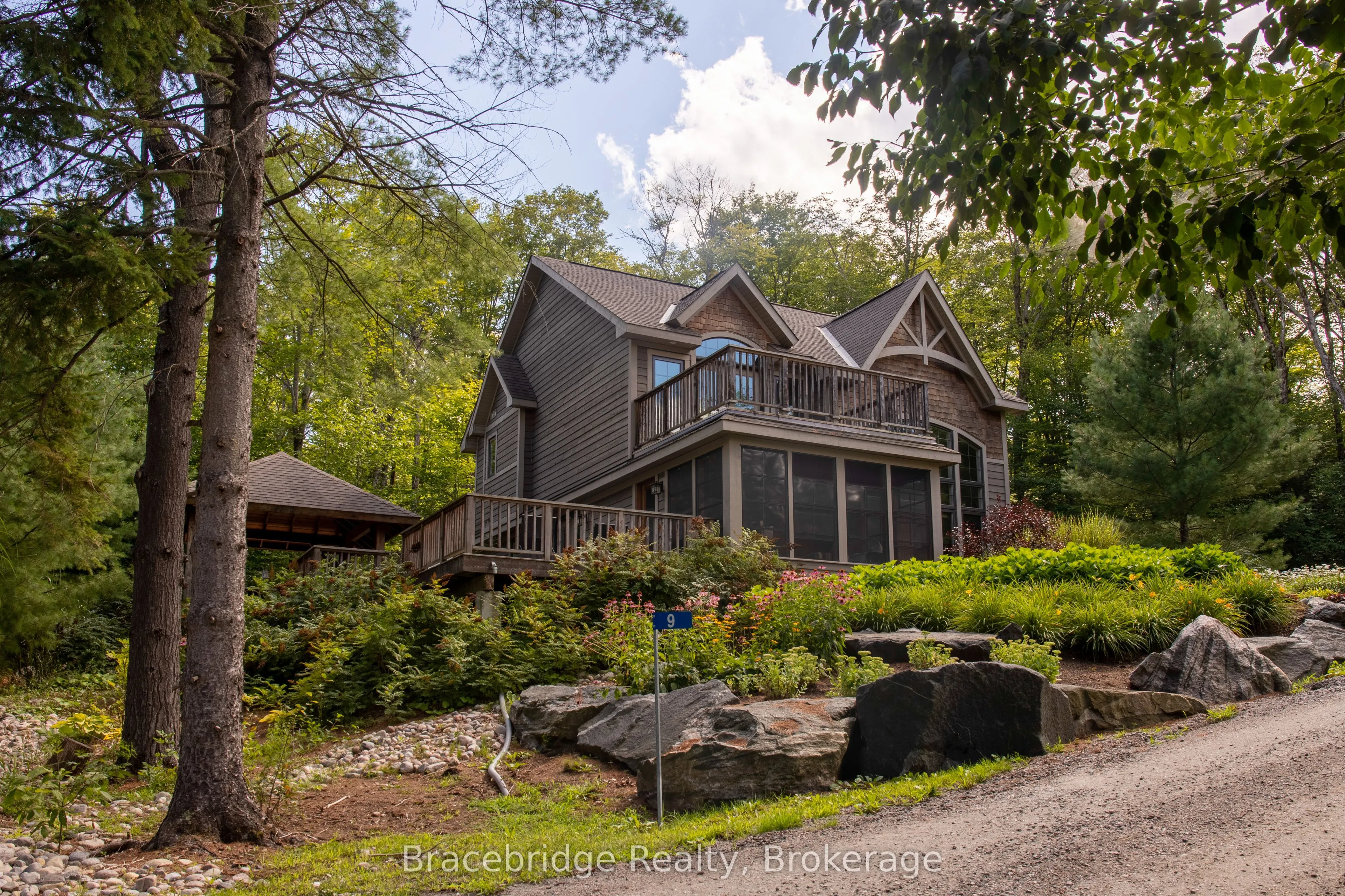 3876 MUSKOKA RD HWY 118 W, #Sandfield 9 W9