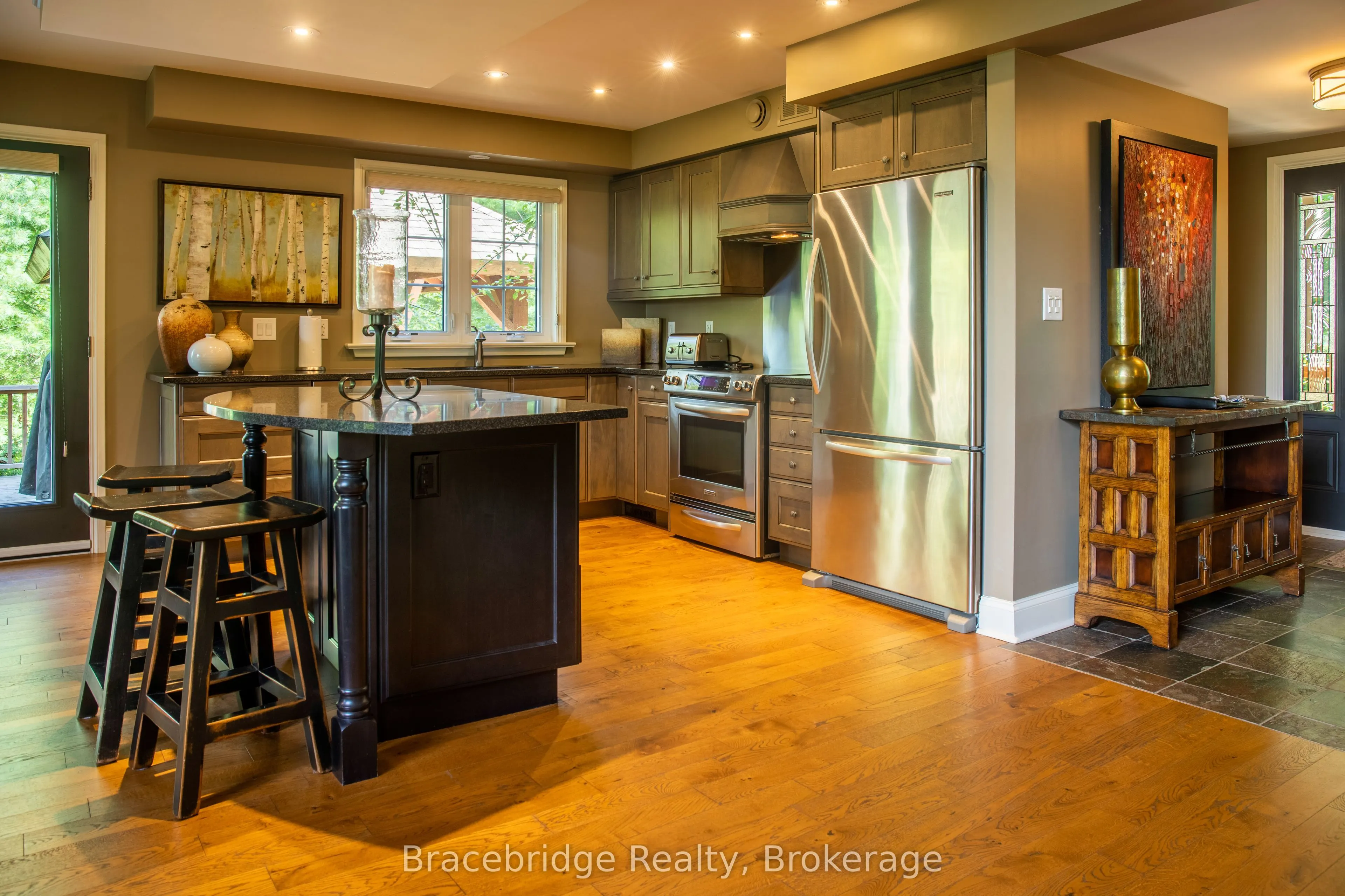 3876 MUSKOKA RD HWY 118 W, #Sandfield 9 W9