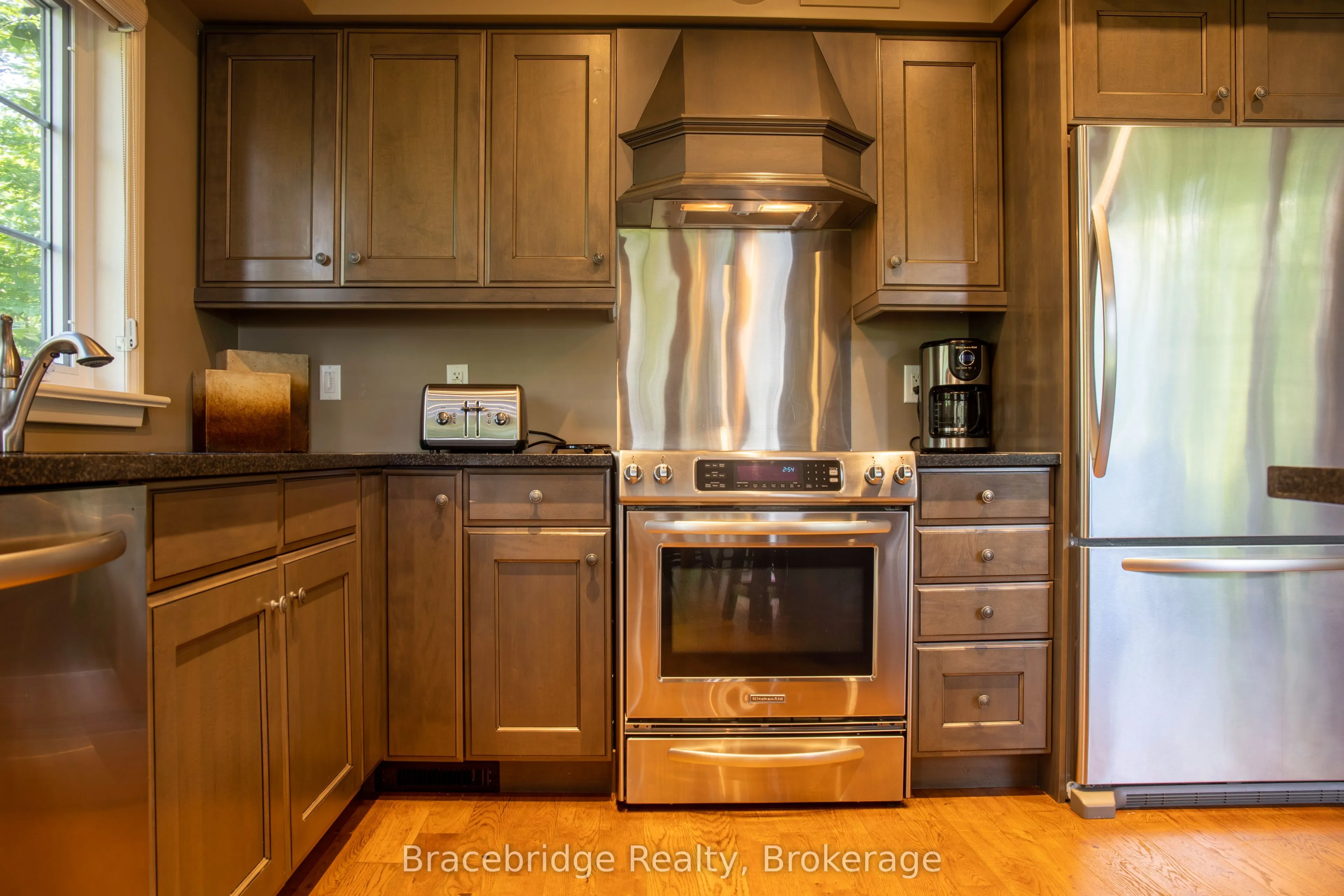 3876 MUSKOKA RD HWY 118 W, #Sandfield 9 W9