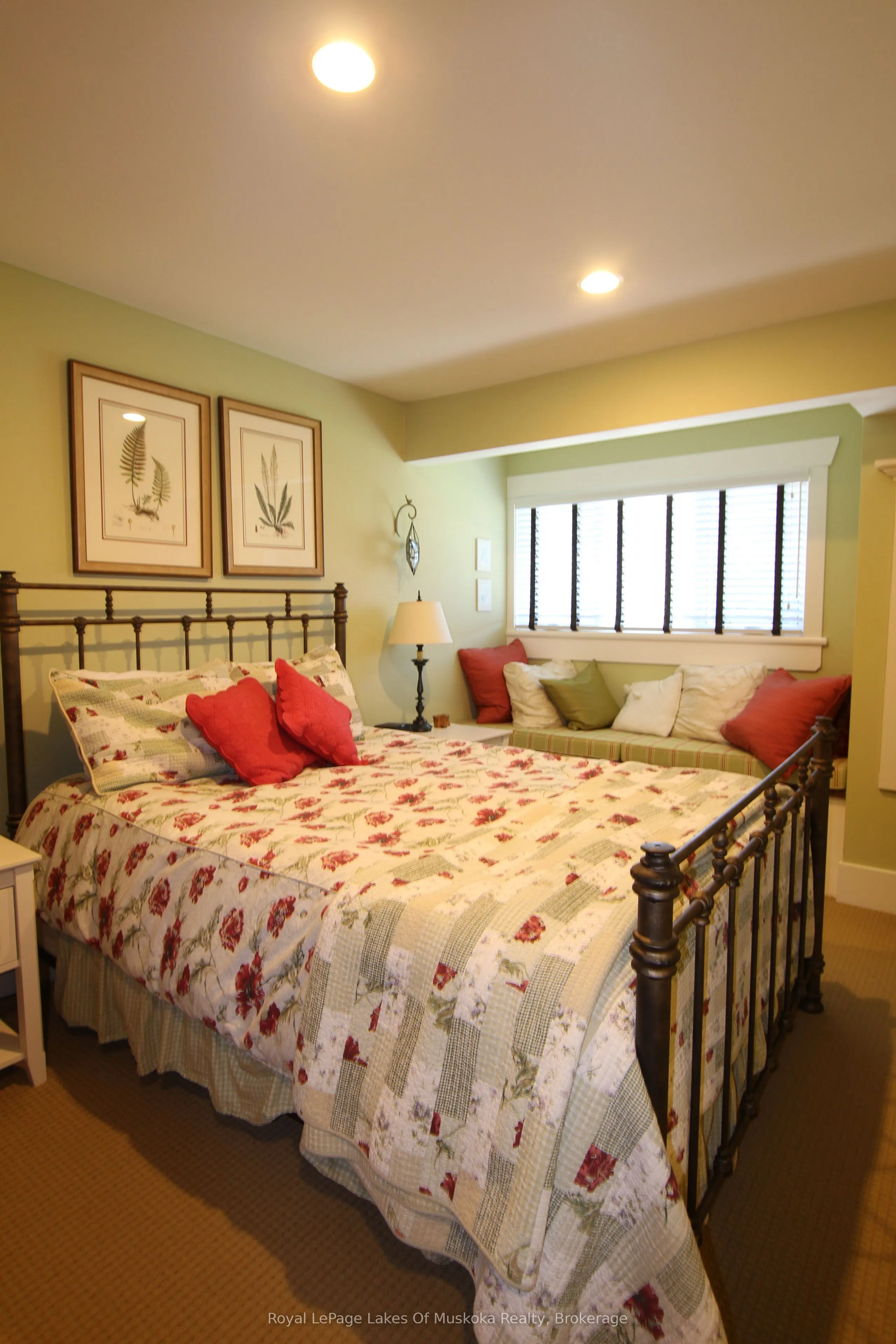 1020 Birch Glen Road, #V 11, W 5