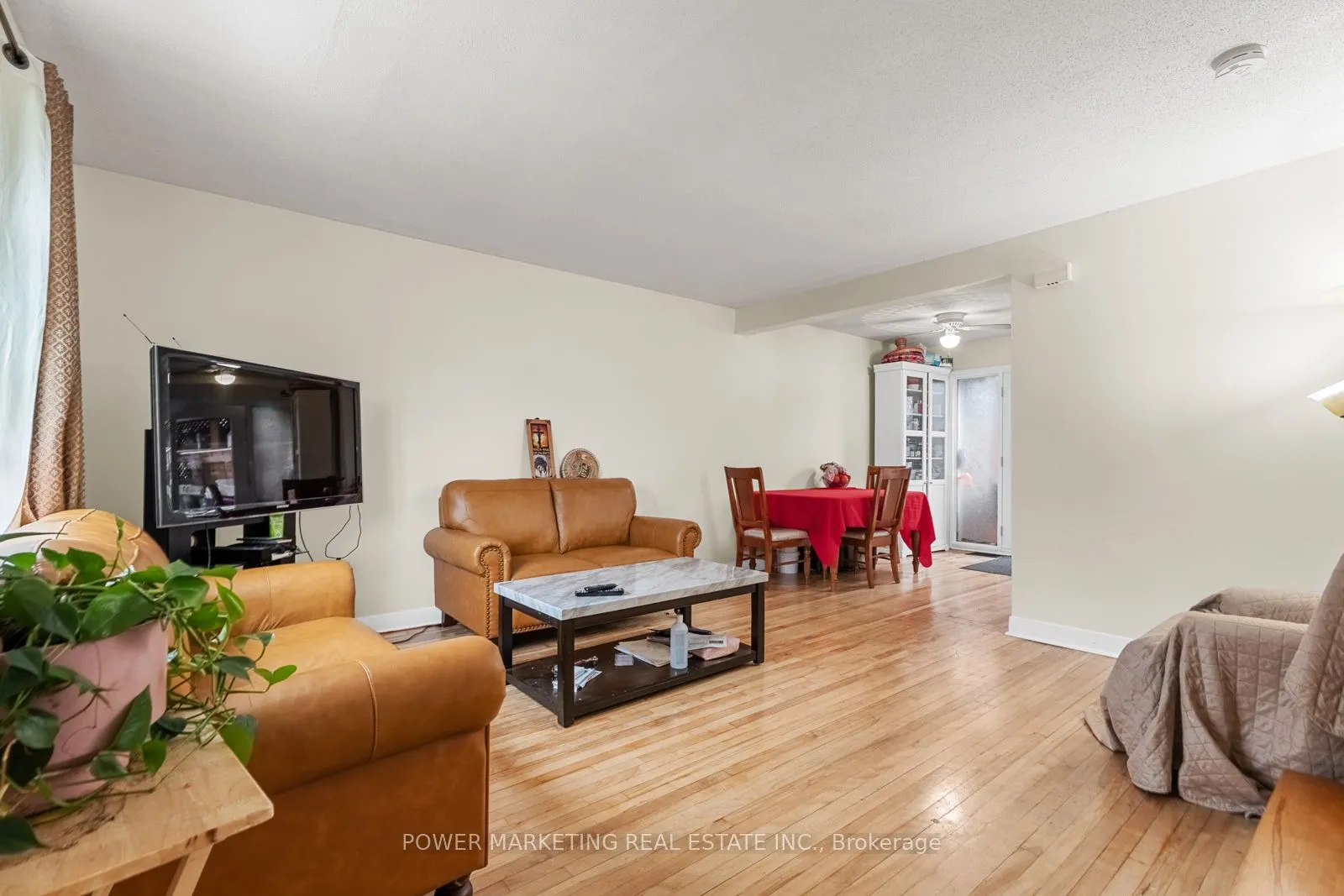 1047 Hollington Street