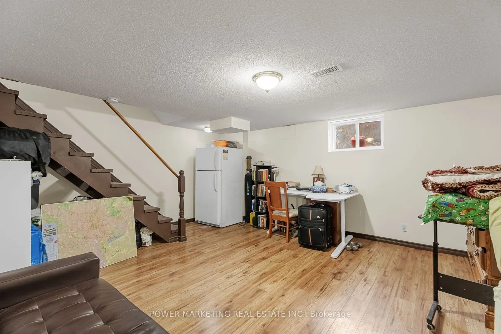 1047 Hollington Street