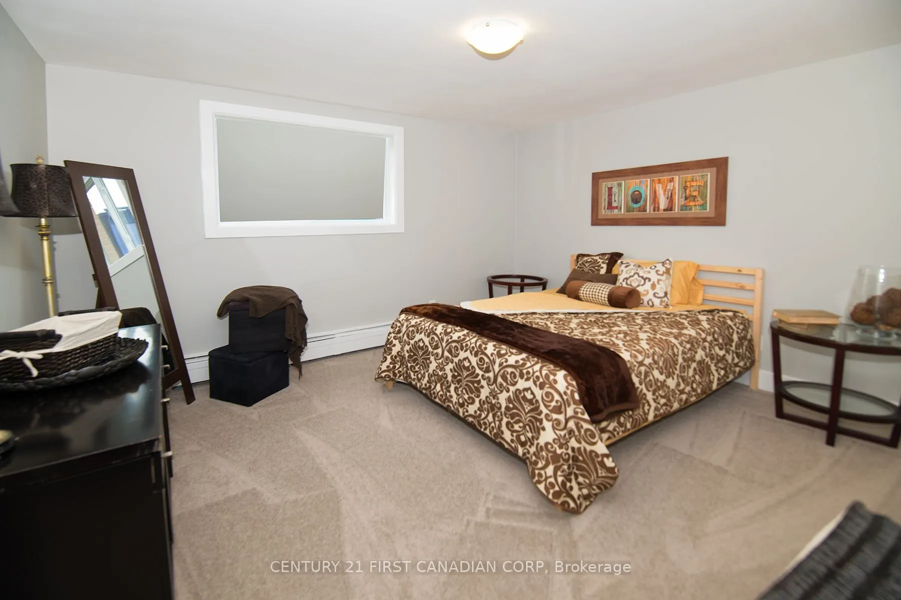 1005 Notre Dame Drive
