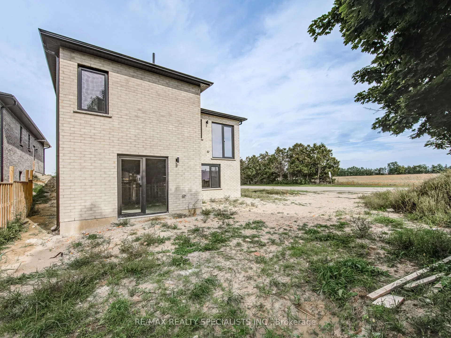 42 Alexander Circle