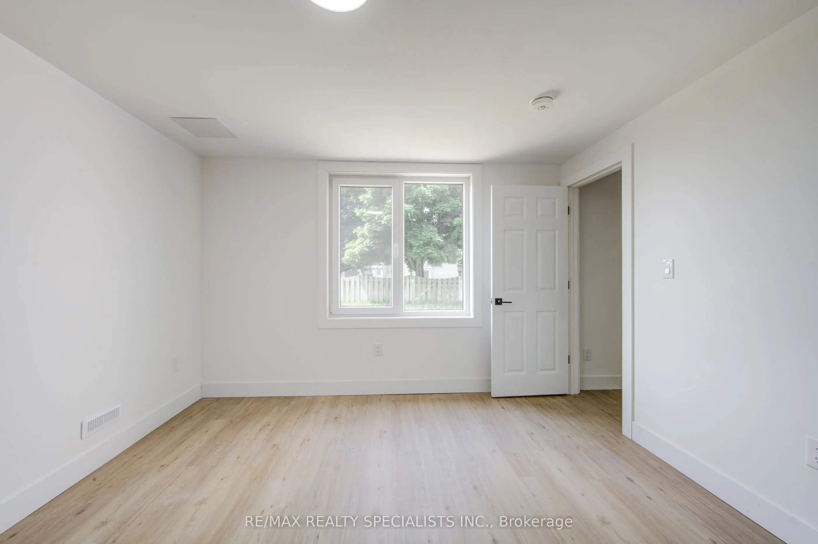 42 Alexander Circle