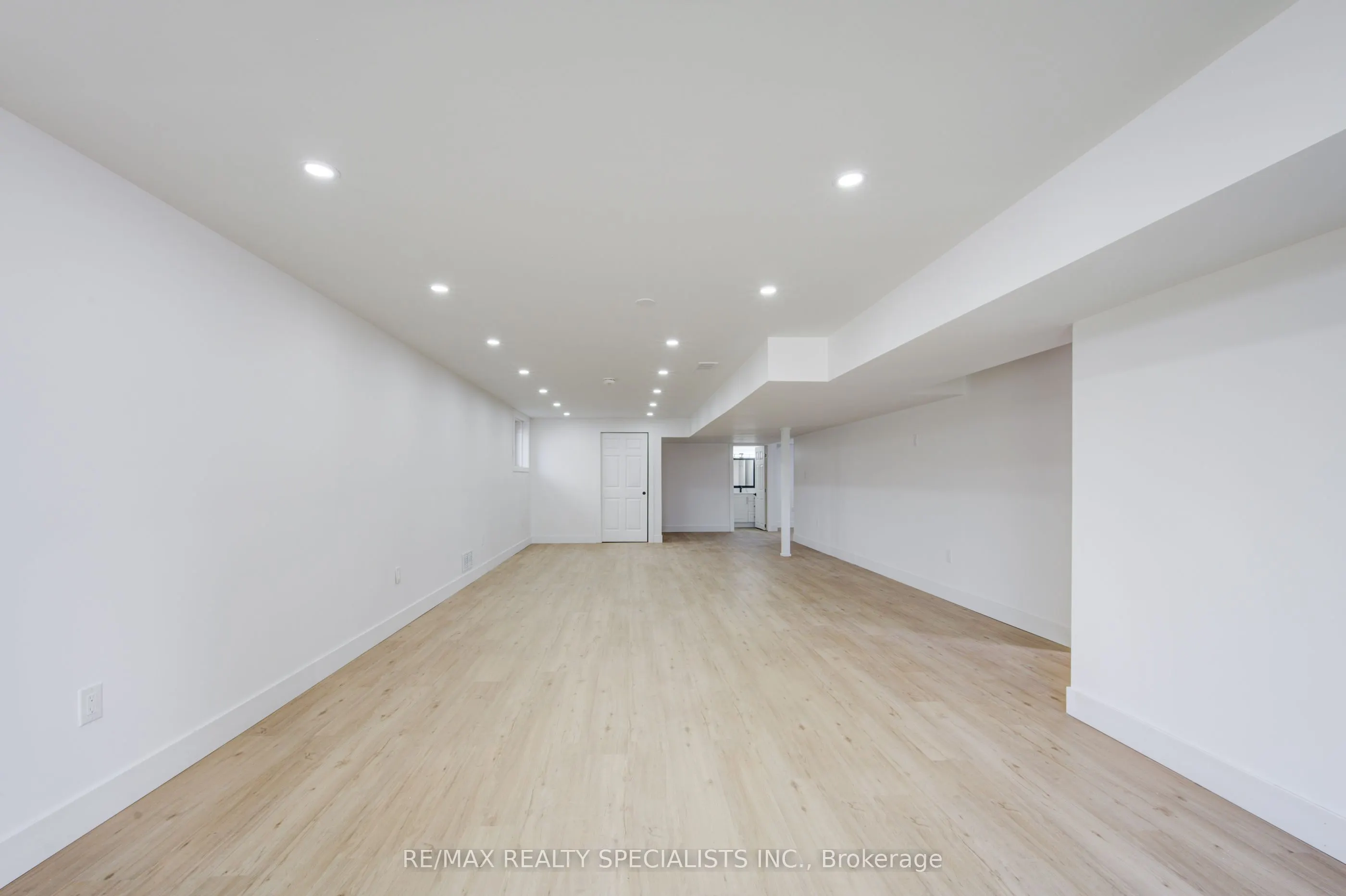 42 Alexander Circle