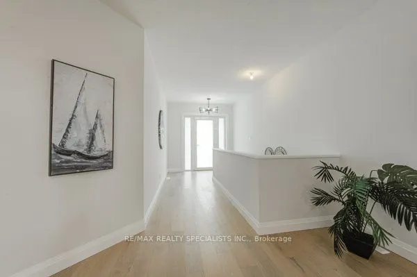 42 Alexander Circle