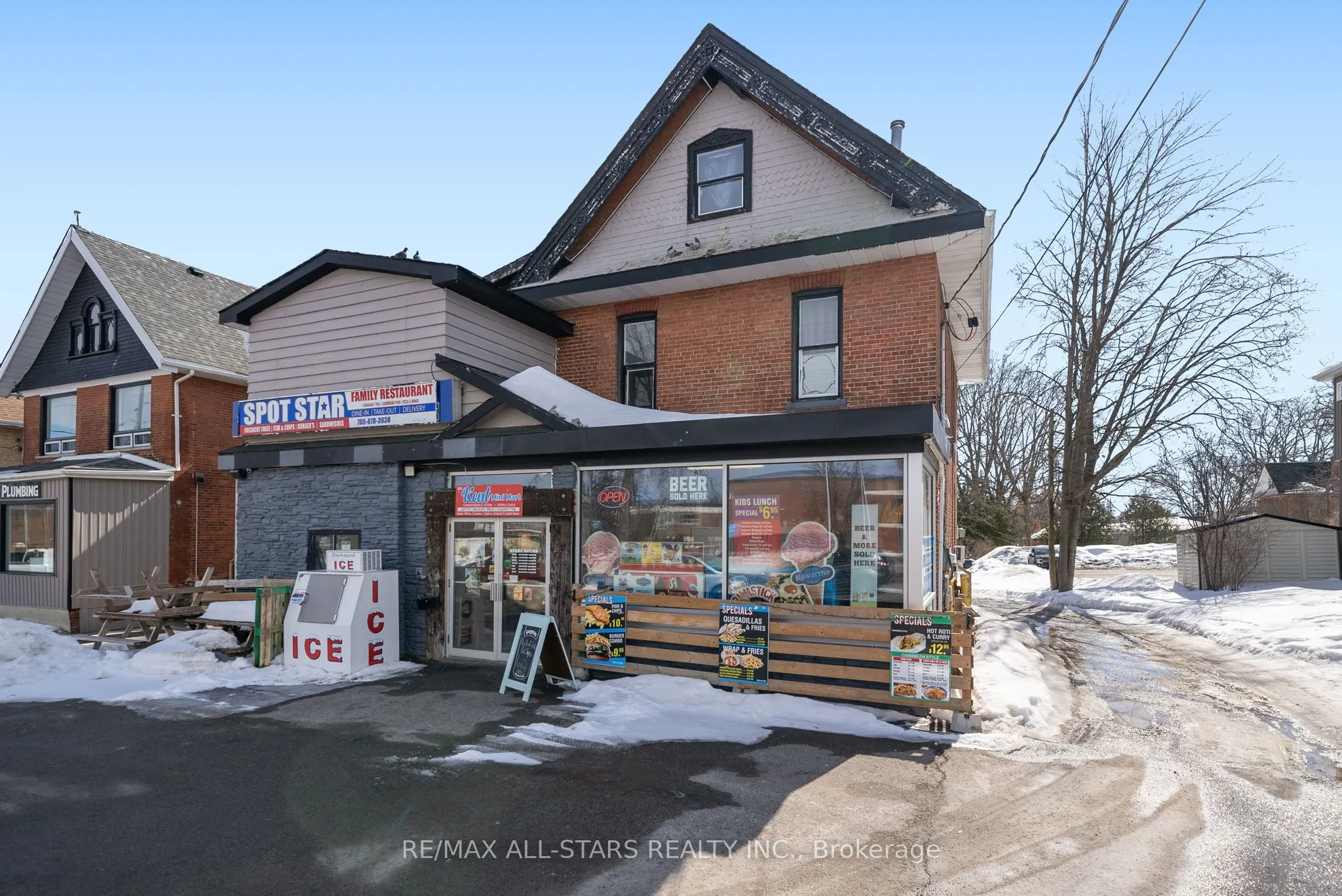 259 Kent Street W