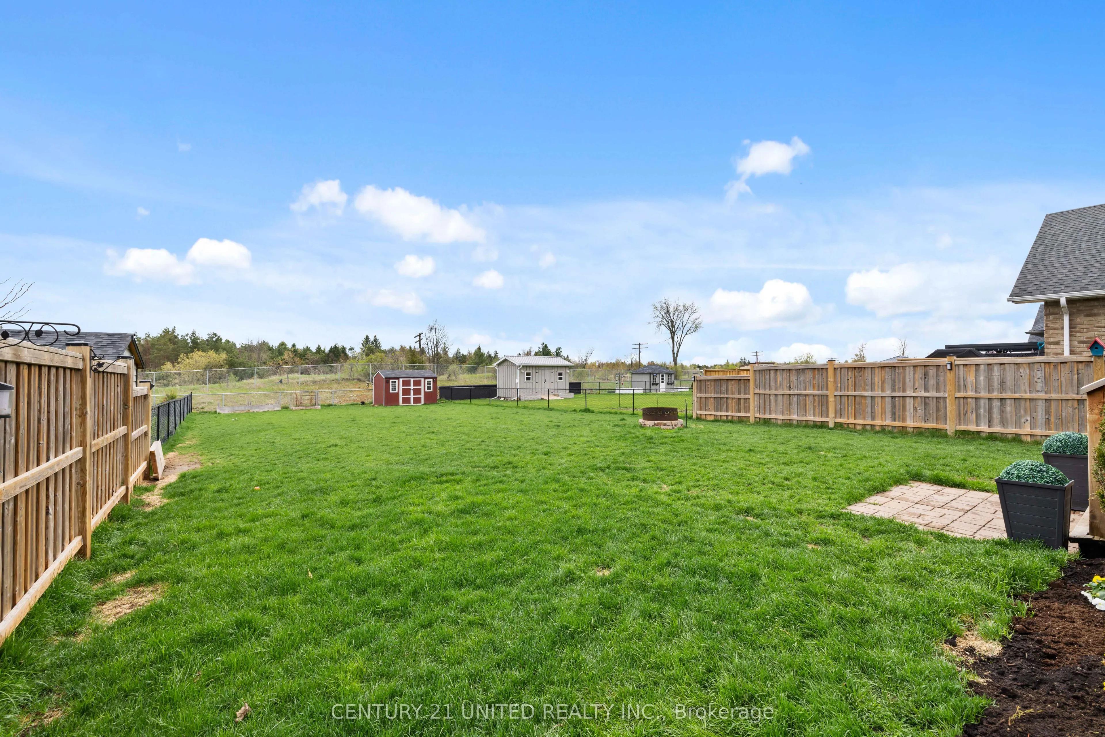 11 Darrell Drain Crescent