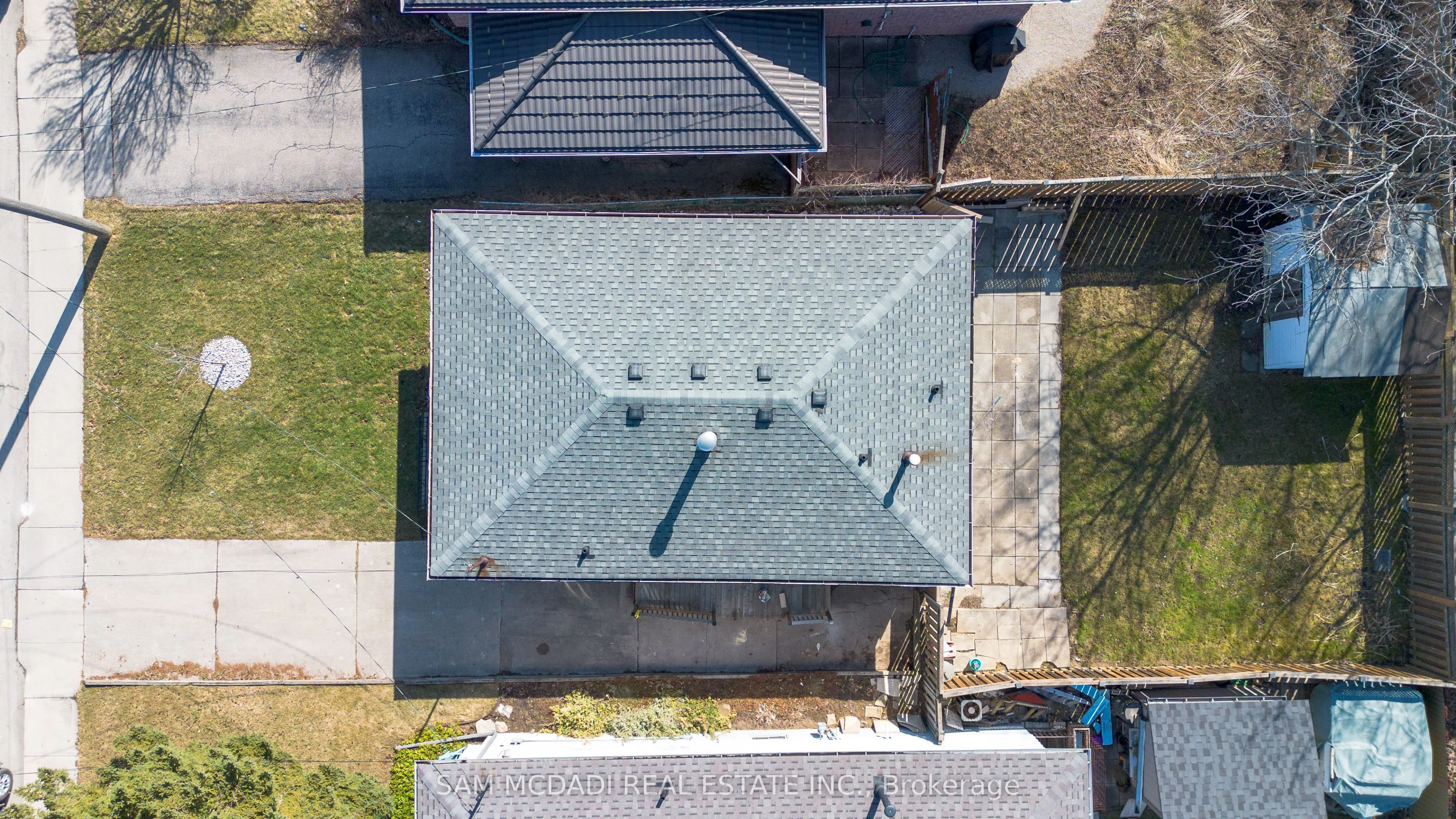 205 BONAVENTURE Drive