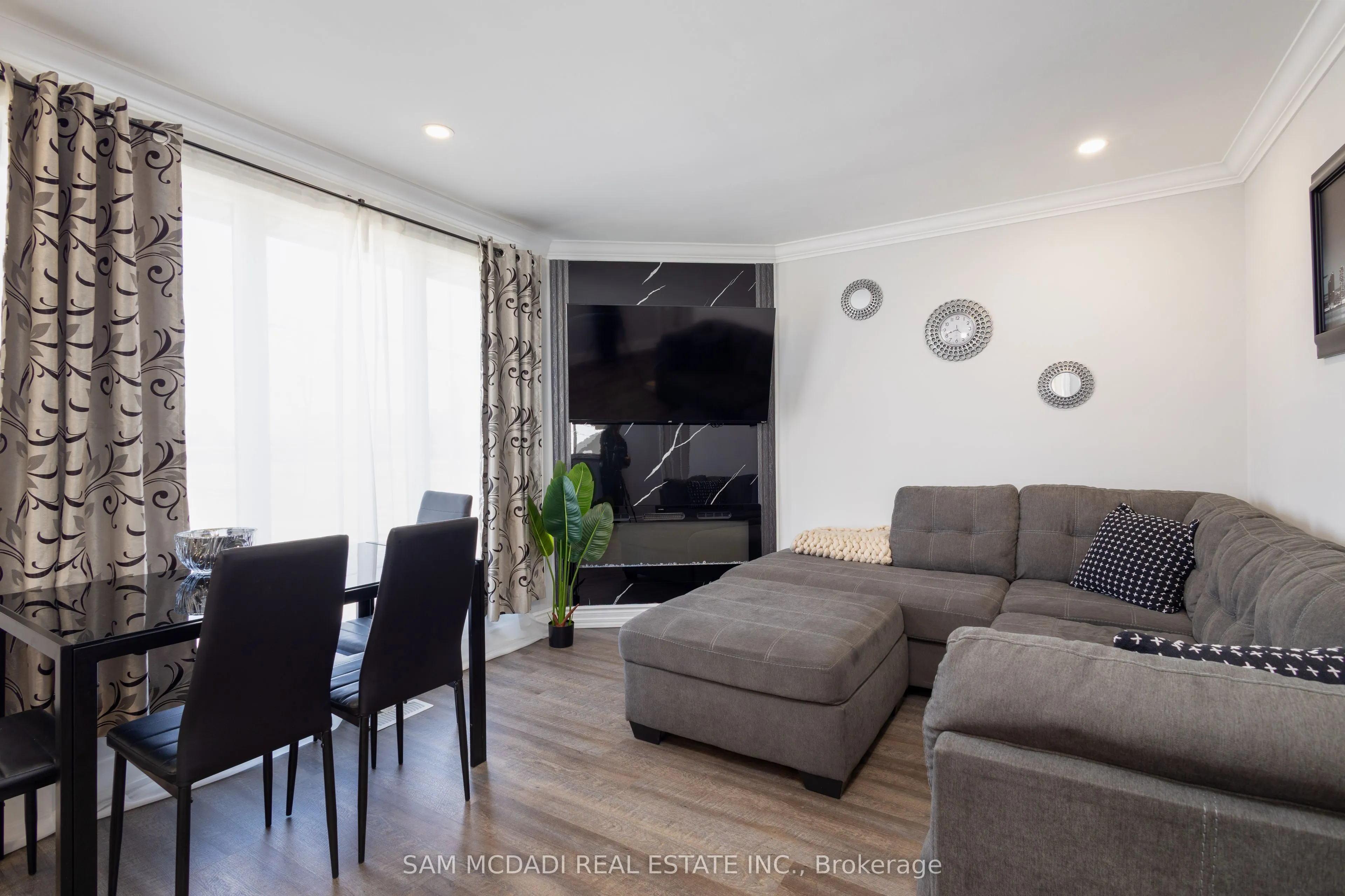 205 BONAVENTURE Drive