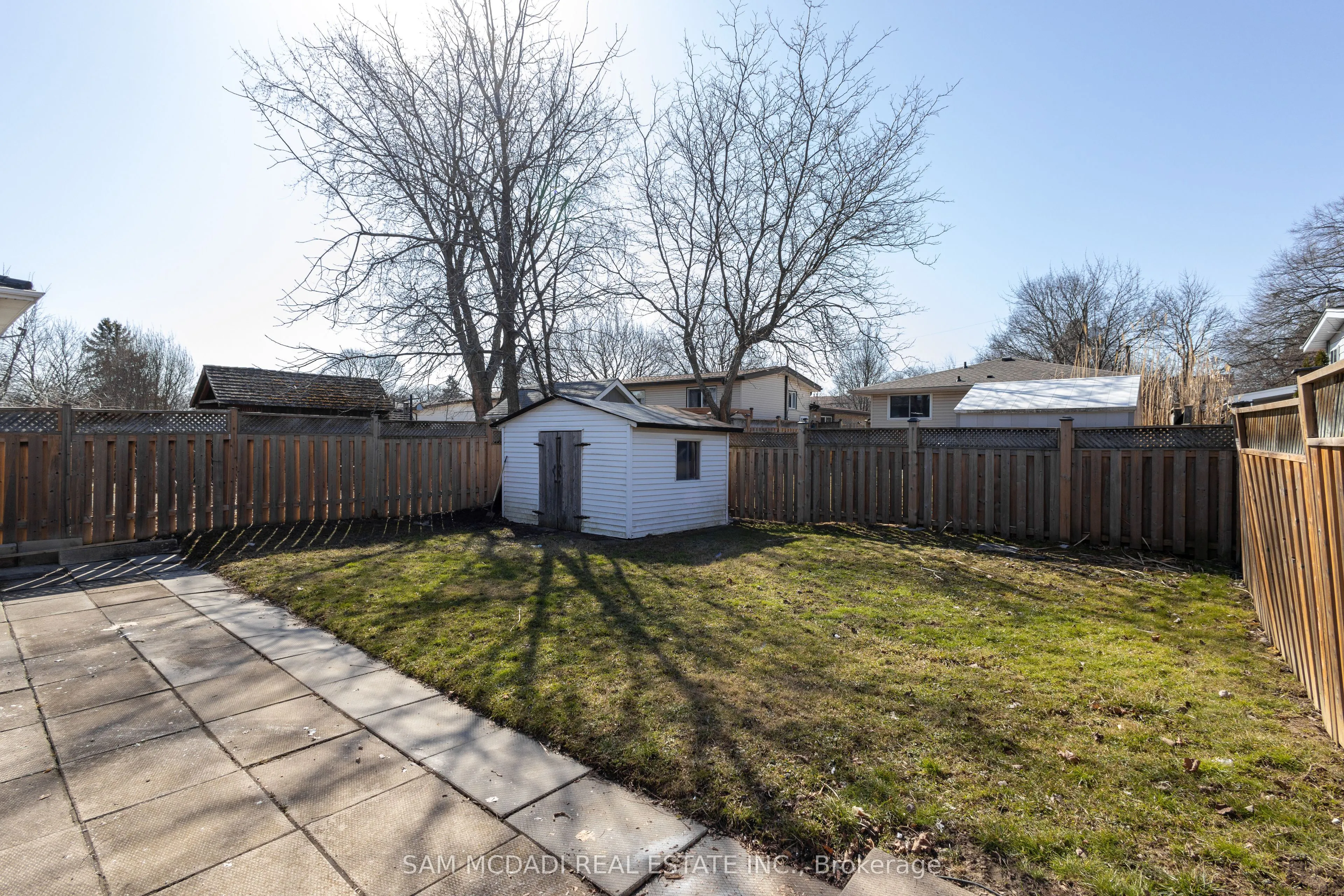 205 BONAVENTURE Drive
