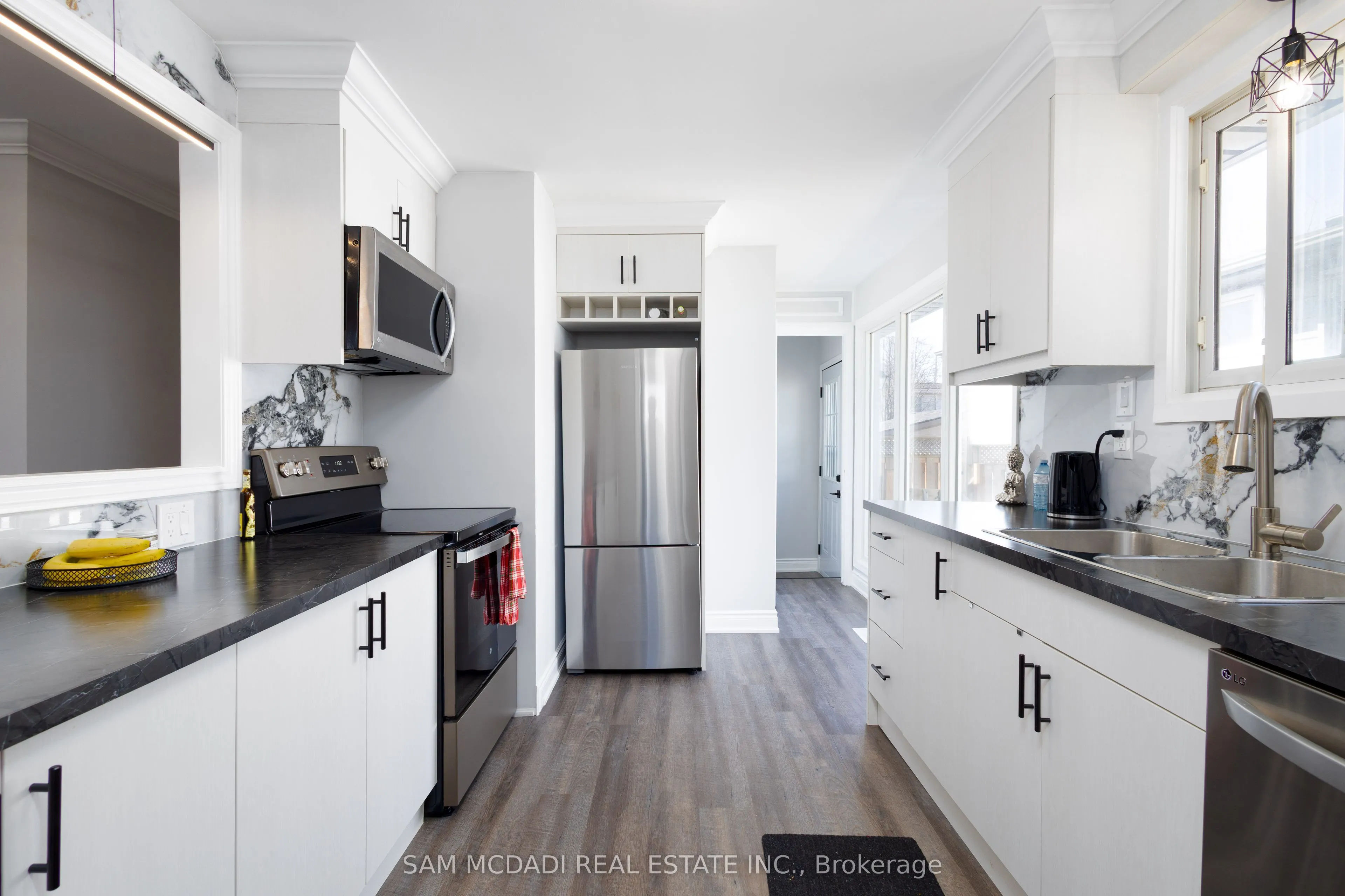 205 BONAVENTURE Drive