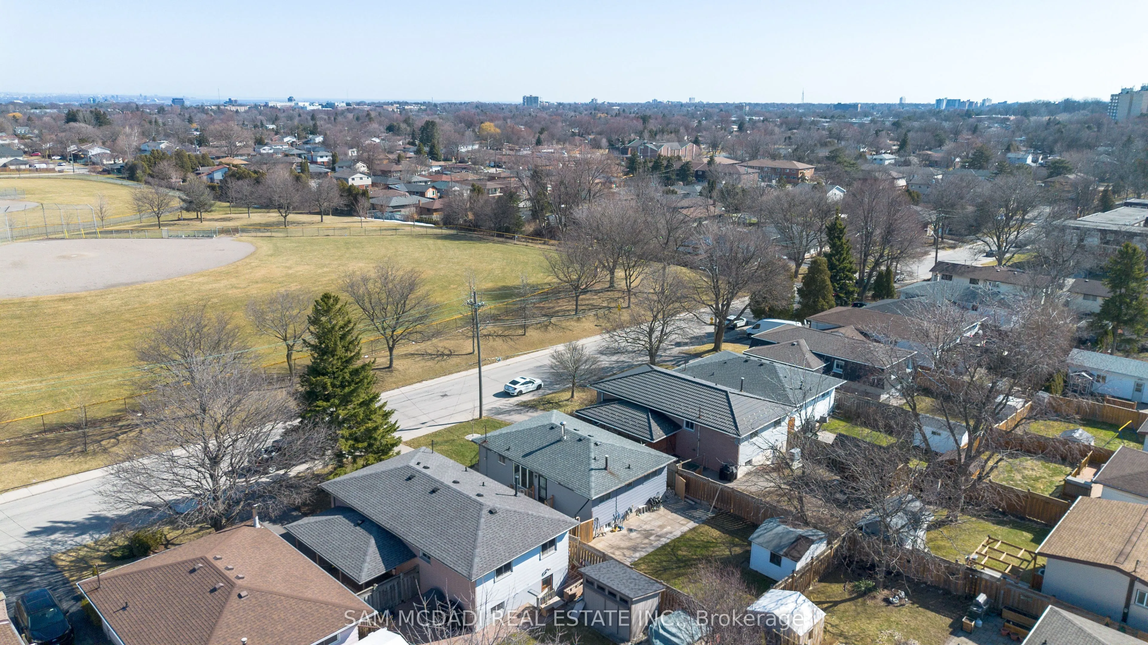 205 BONAVENTURE Drive
