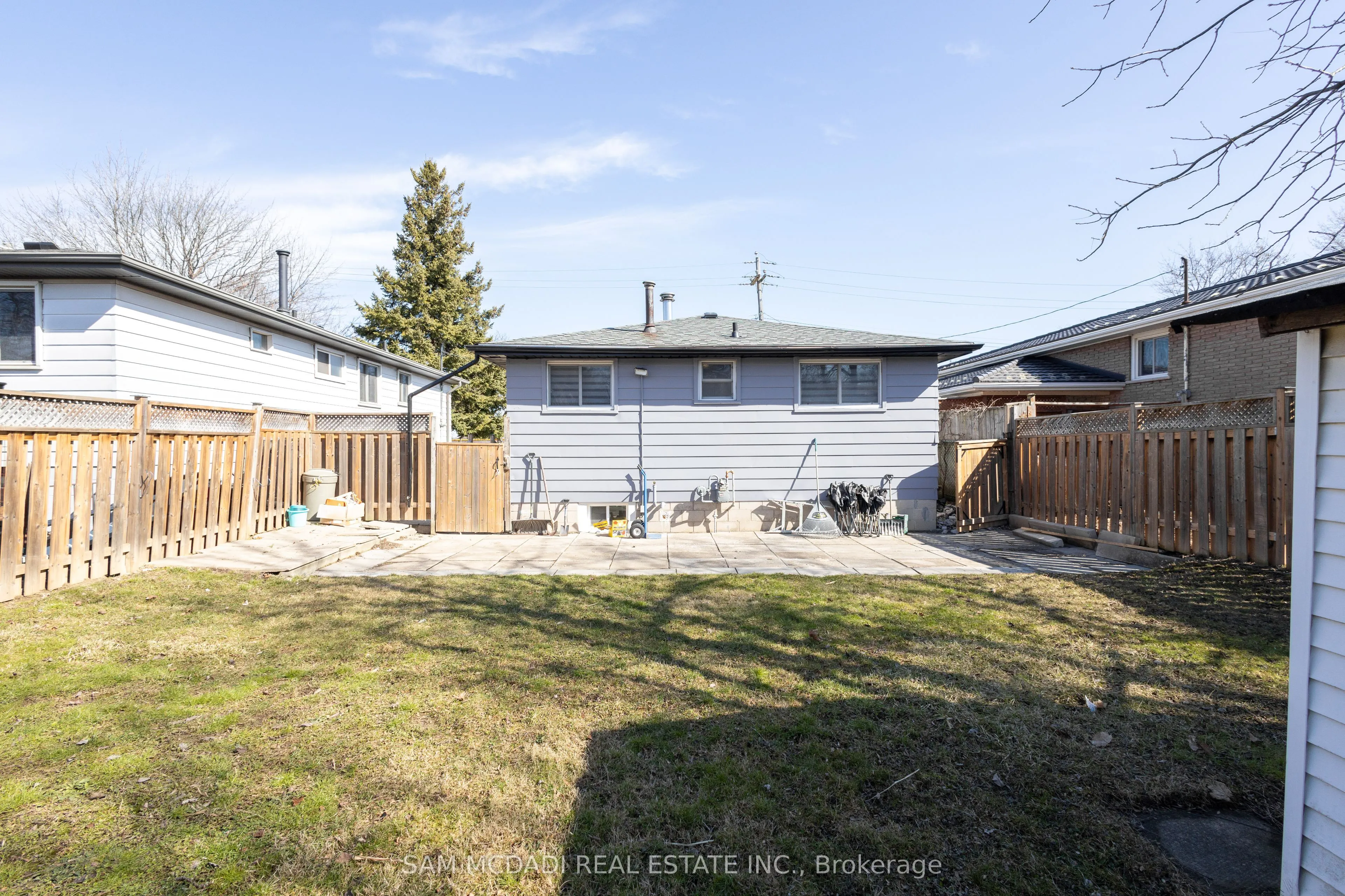 205 BONAVENTURE Drive