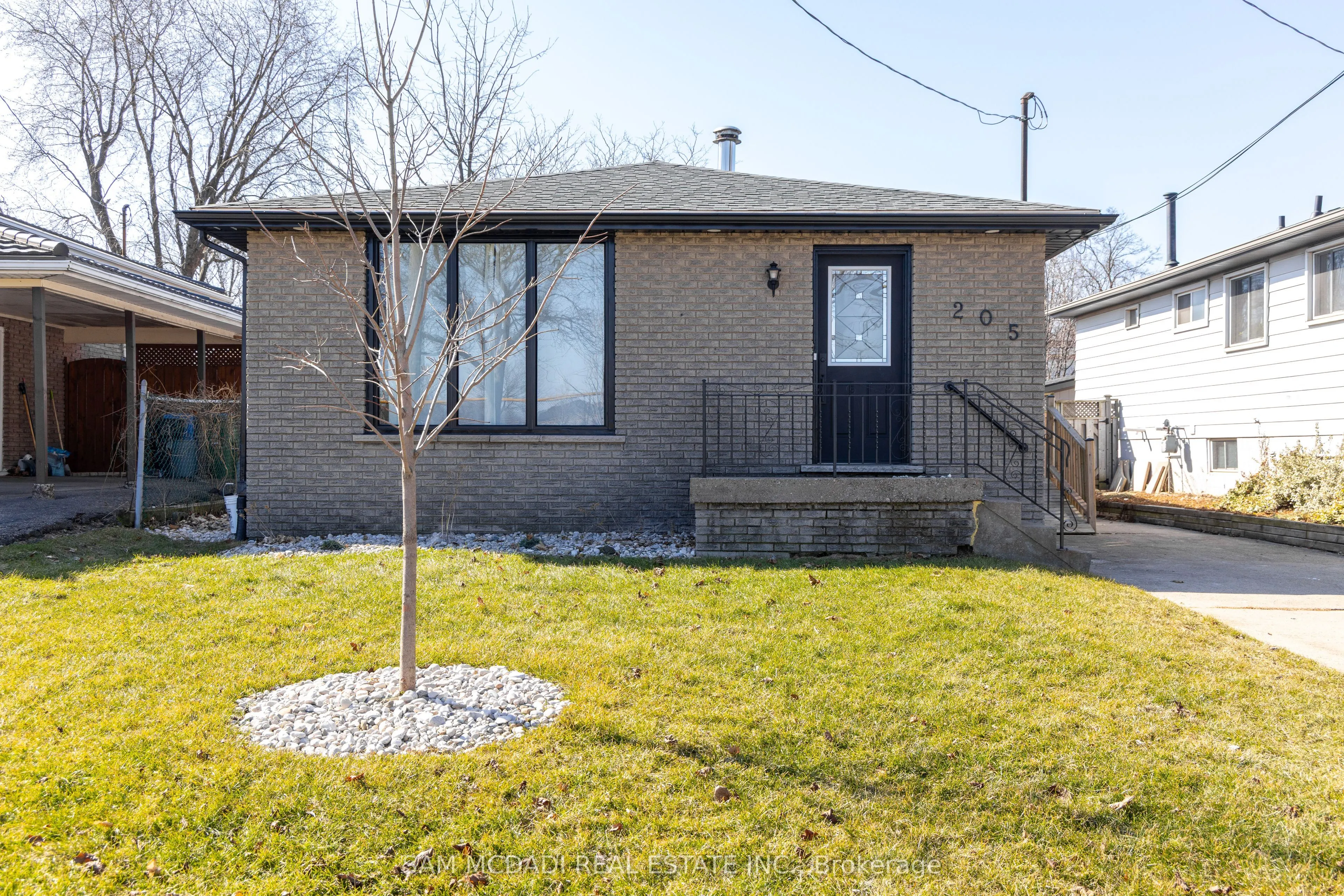 205 BONAVENTURE Drive