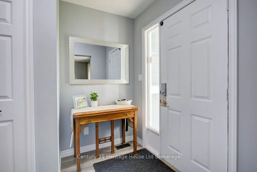 26 Edwin Crescent