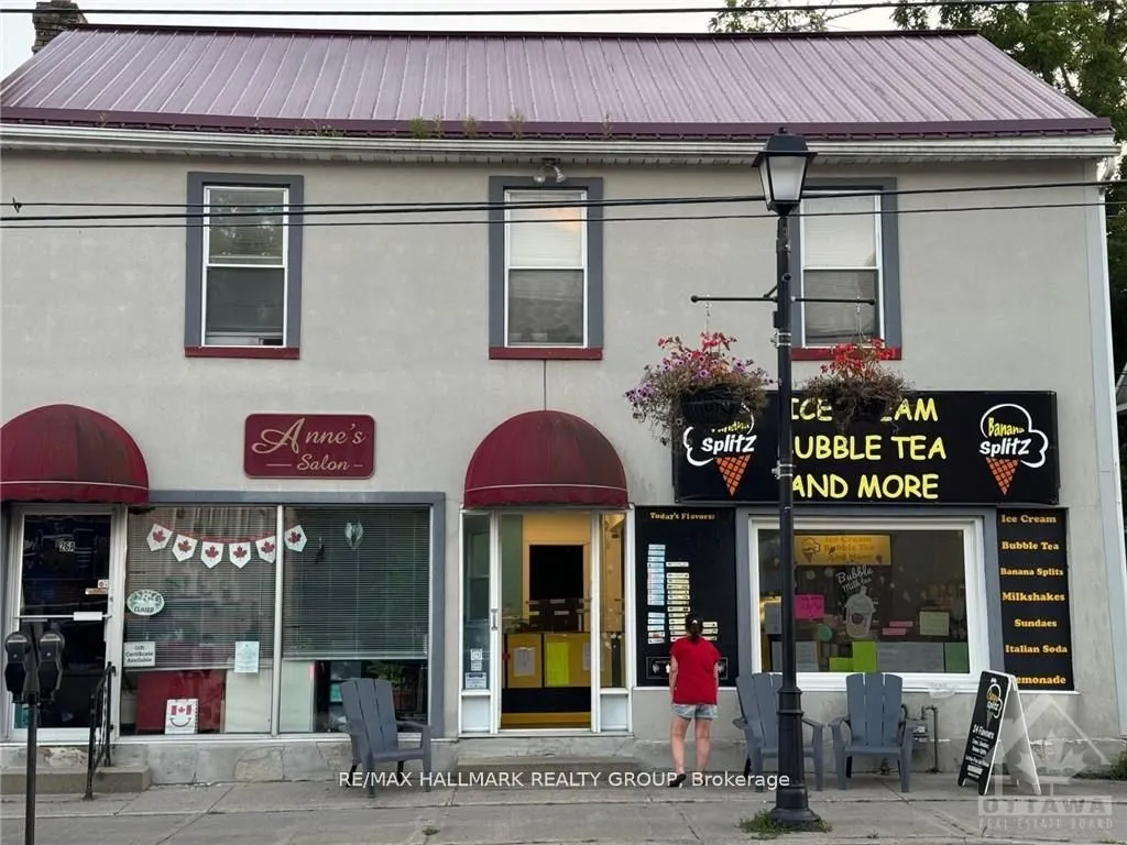26 Wilson Street W
