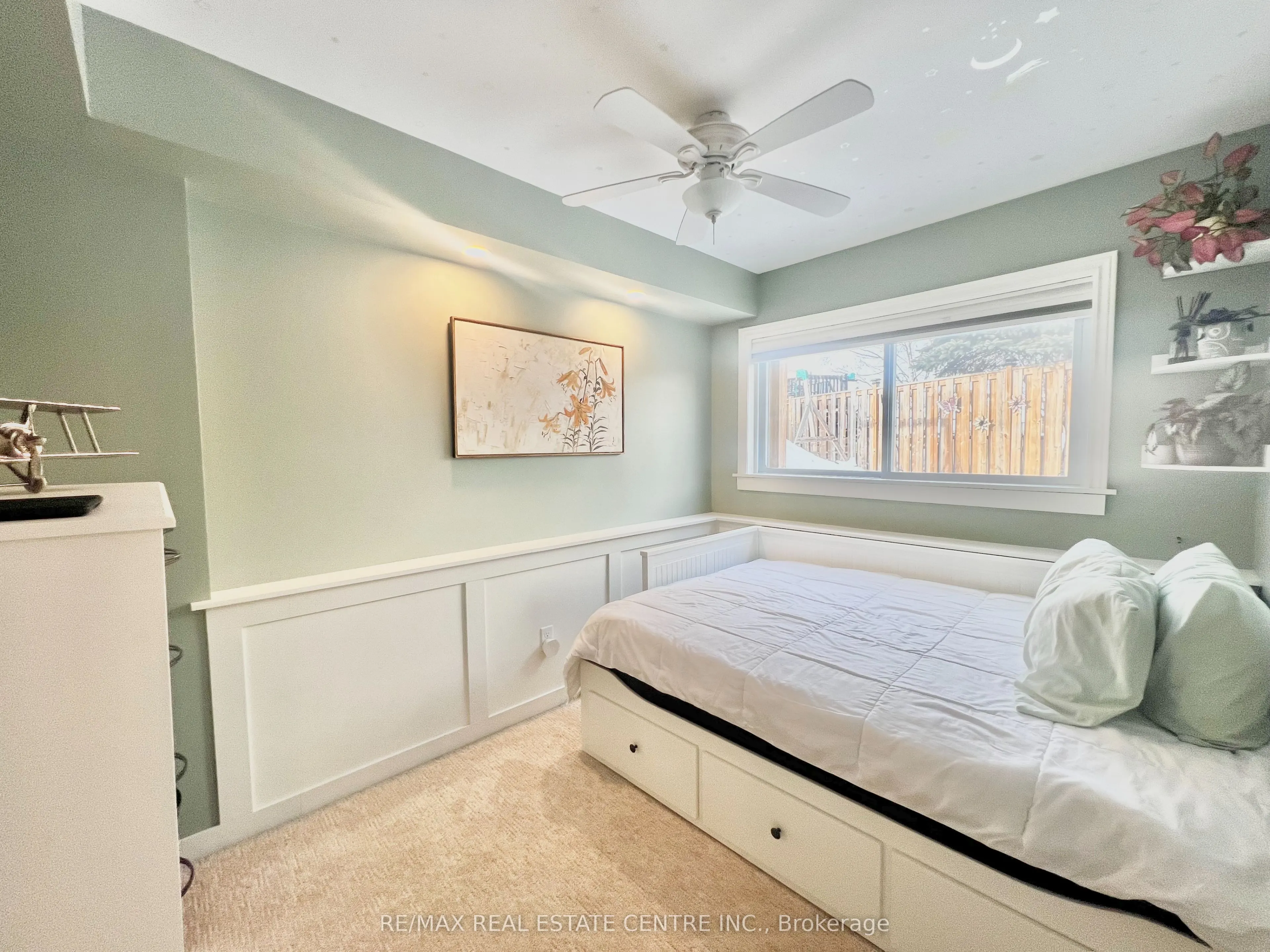318 Shelburne Place