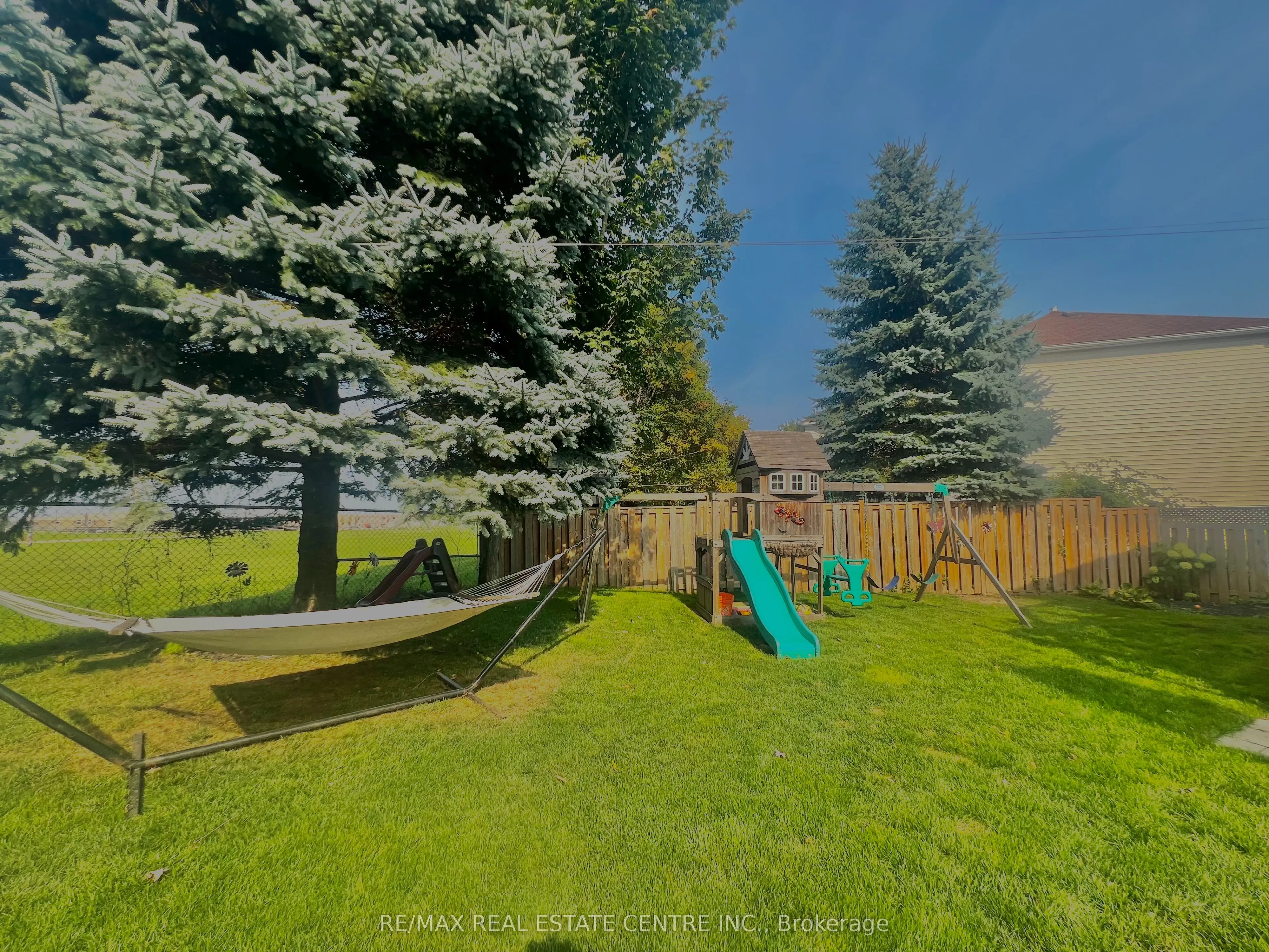 318 Shelburne Place