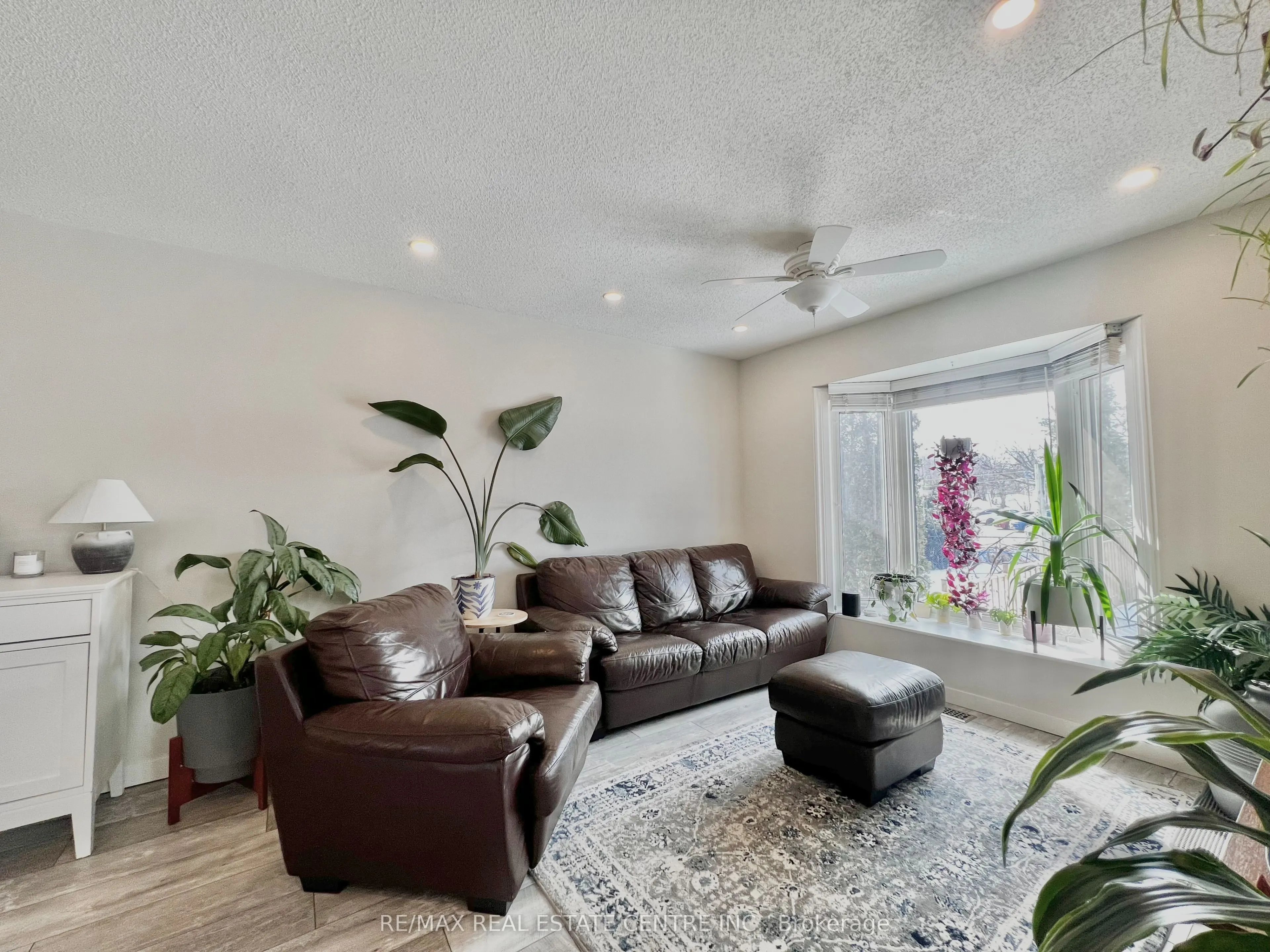 318 Shelburne Place