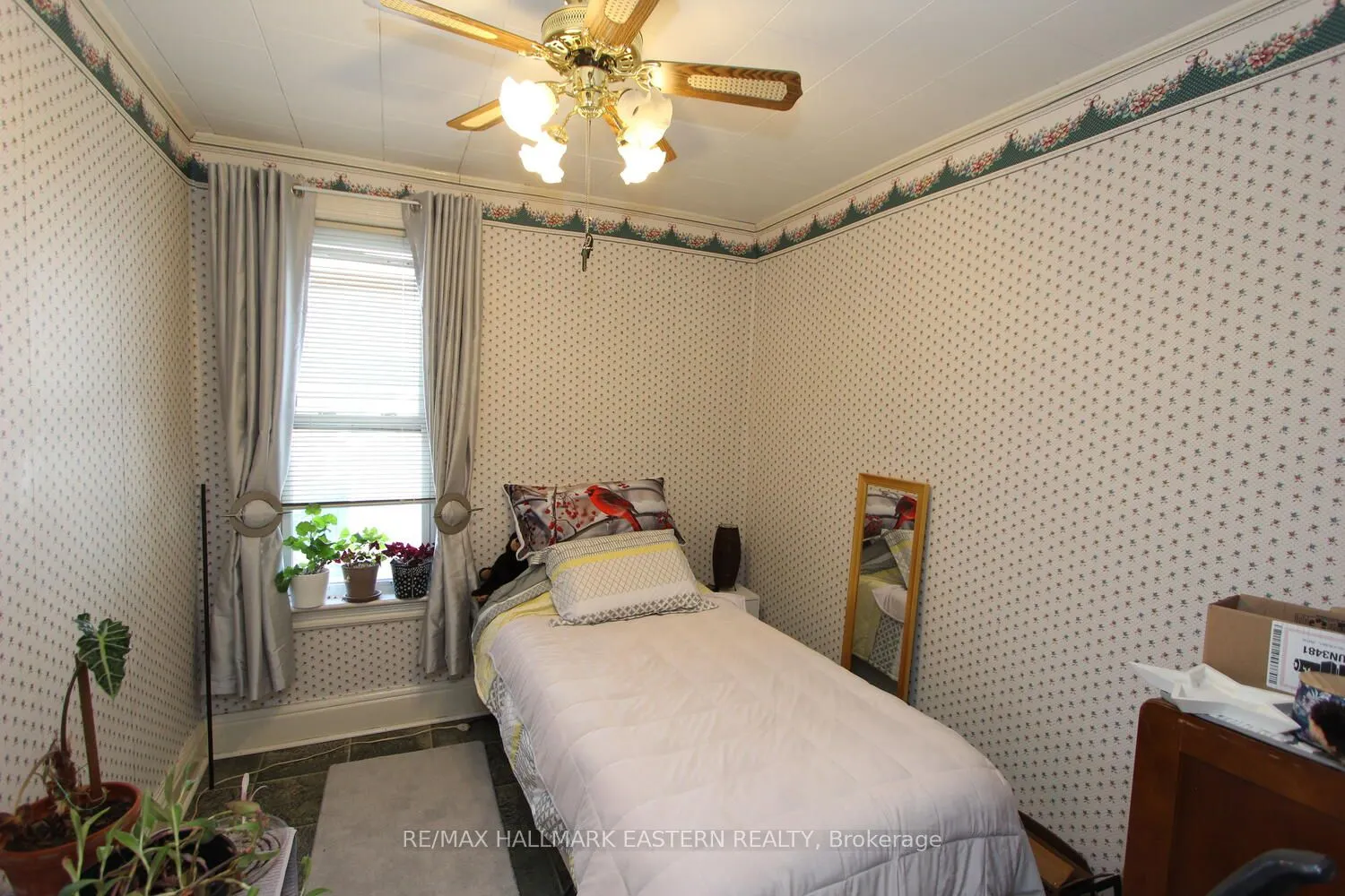 175-177 Front Street N