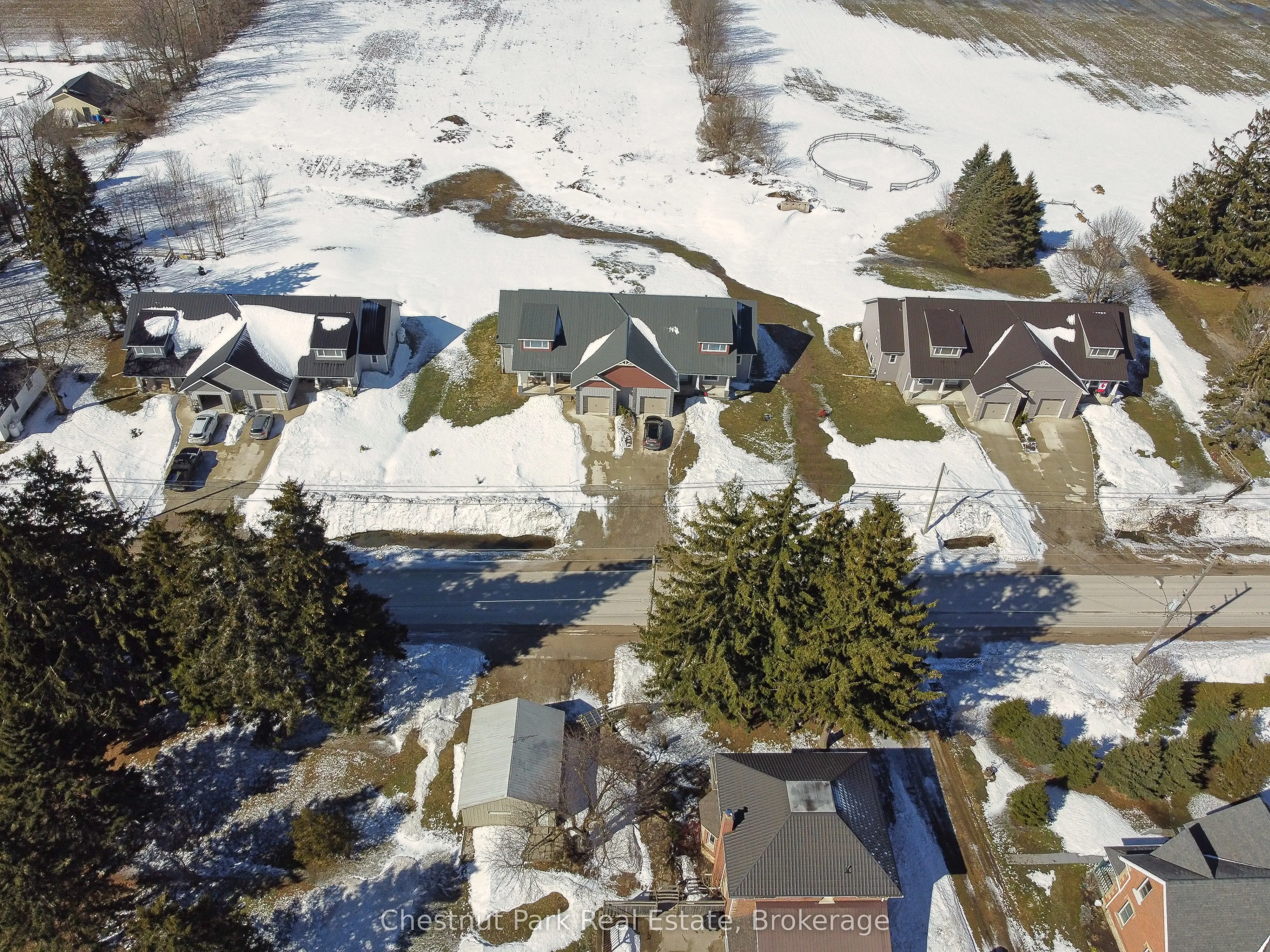 319916-319926 Kemble Rock Road