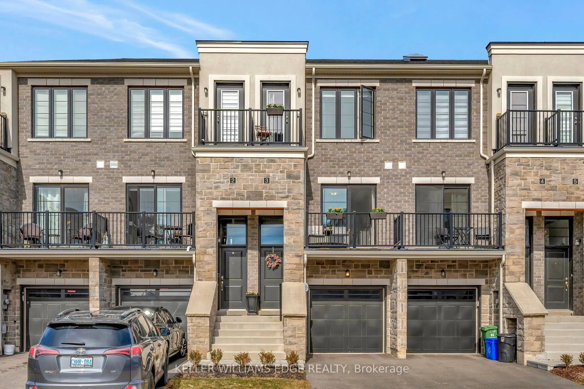 383 Dundas Street E, #3