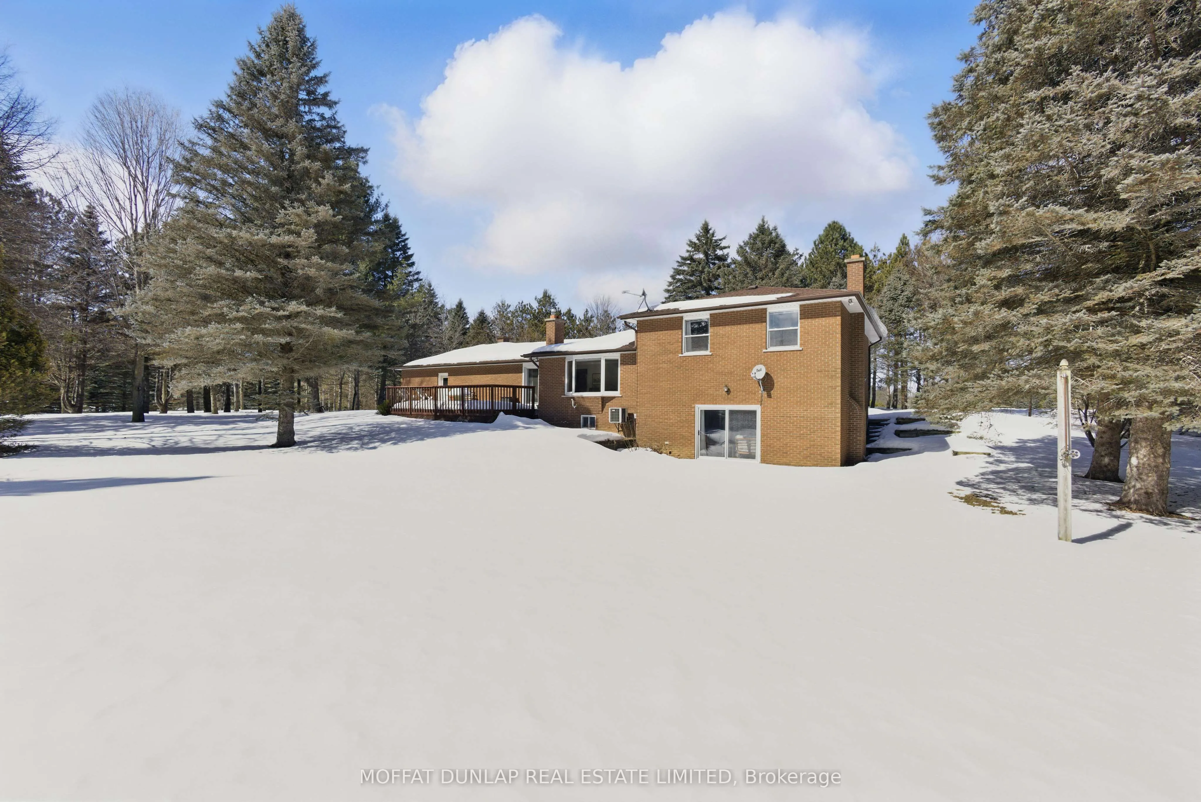 248542 5 Sideroad