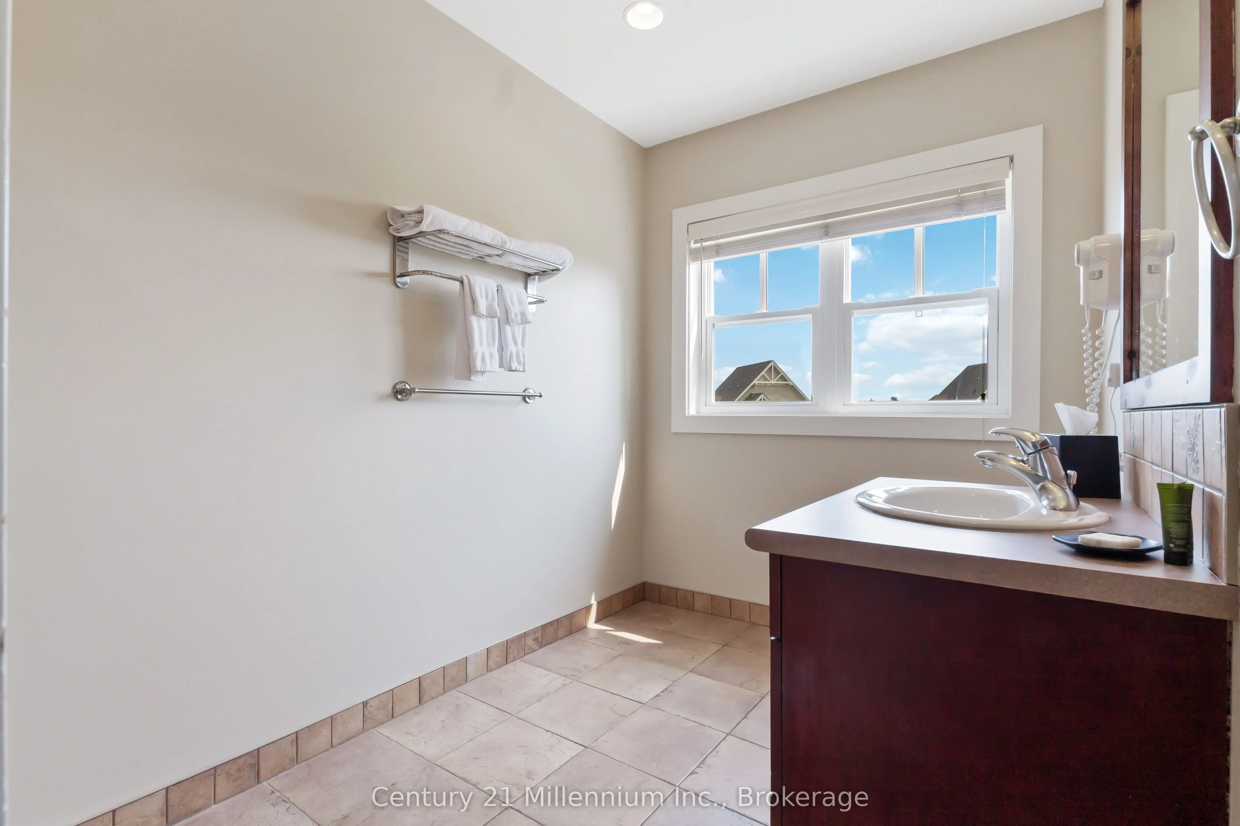 130 Fairway Court, #239