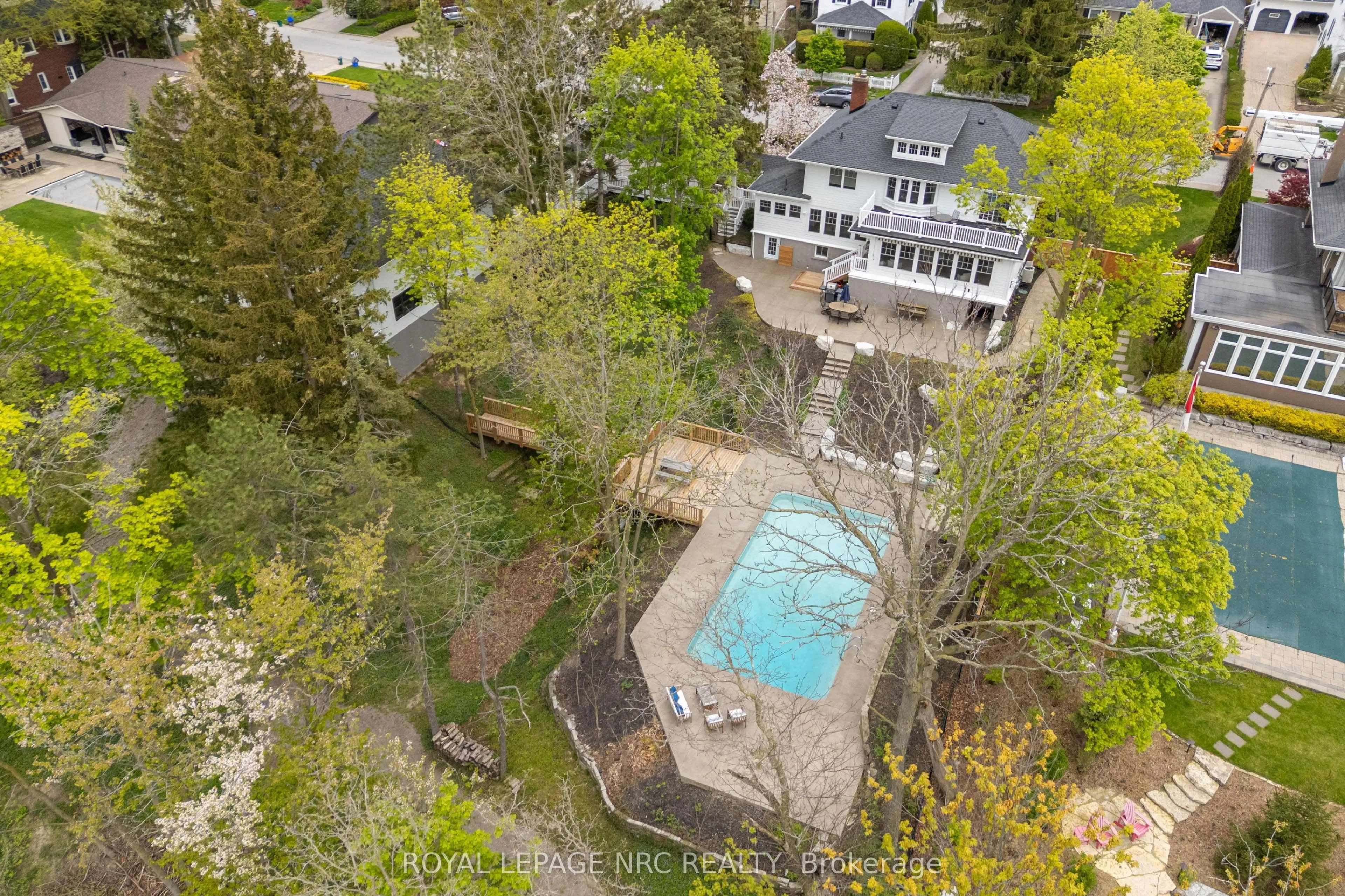 50 Hillcrest Avenue