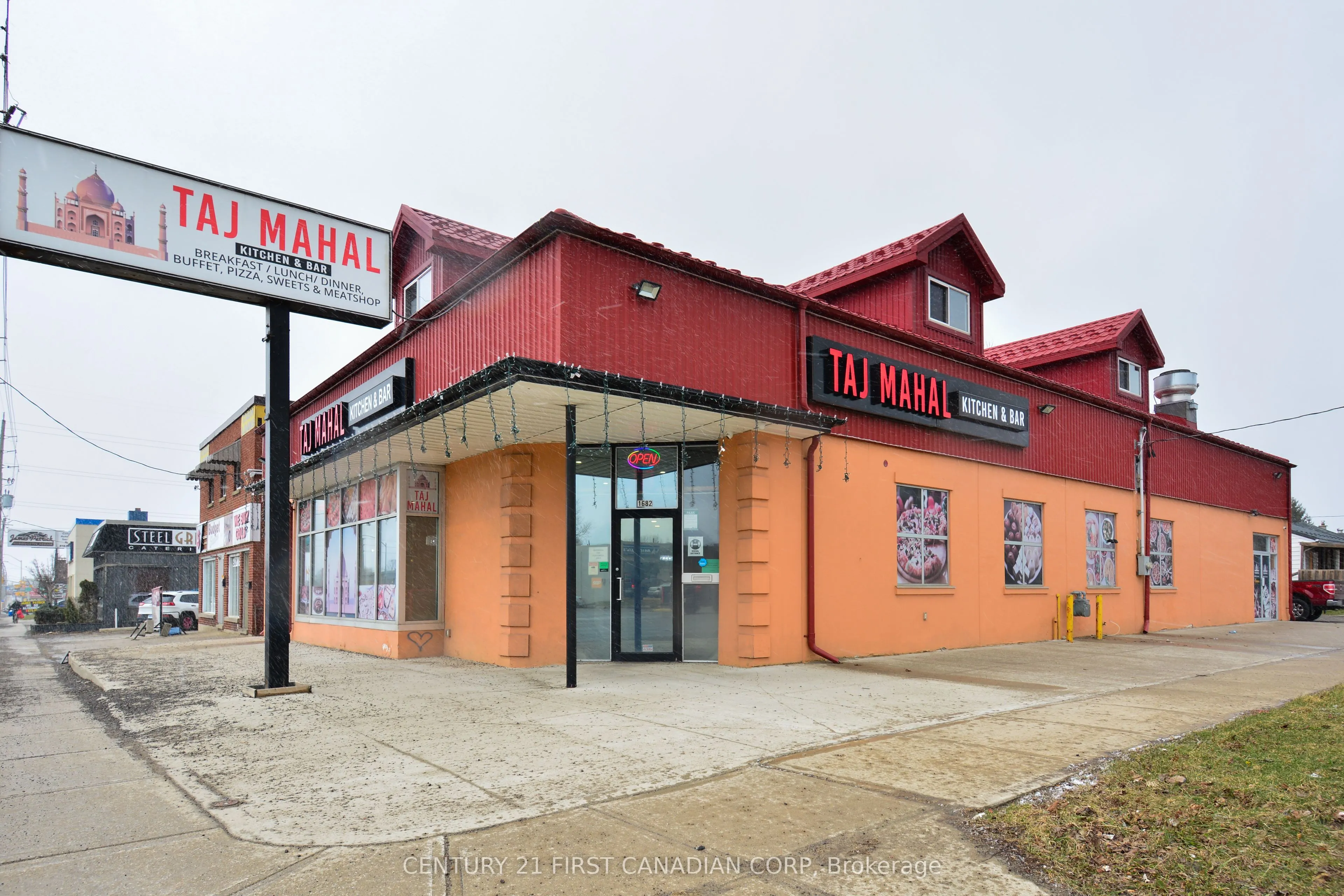 1682 Dundas Street