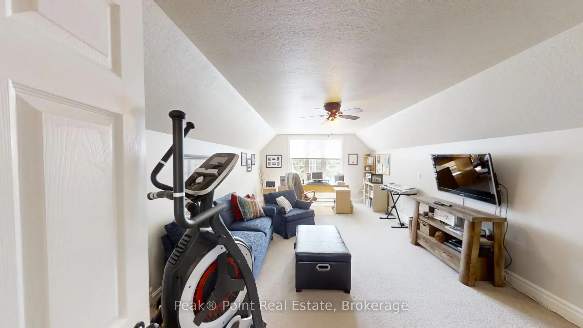 339566 PRESQU'ILE Road