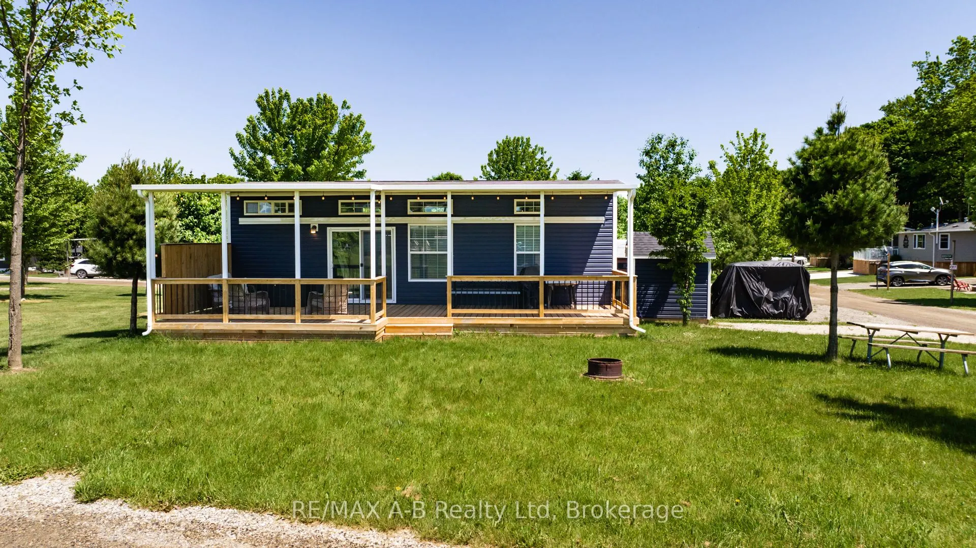 923590 ROAD 92 Street, #652