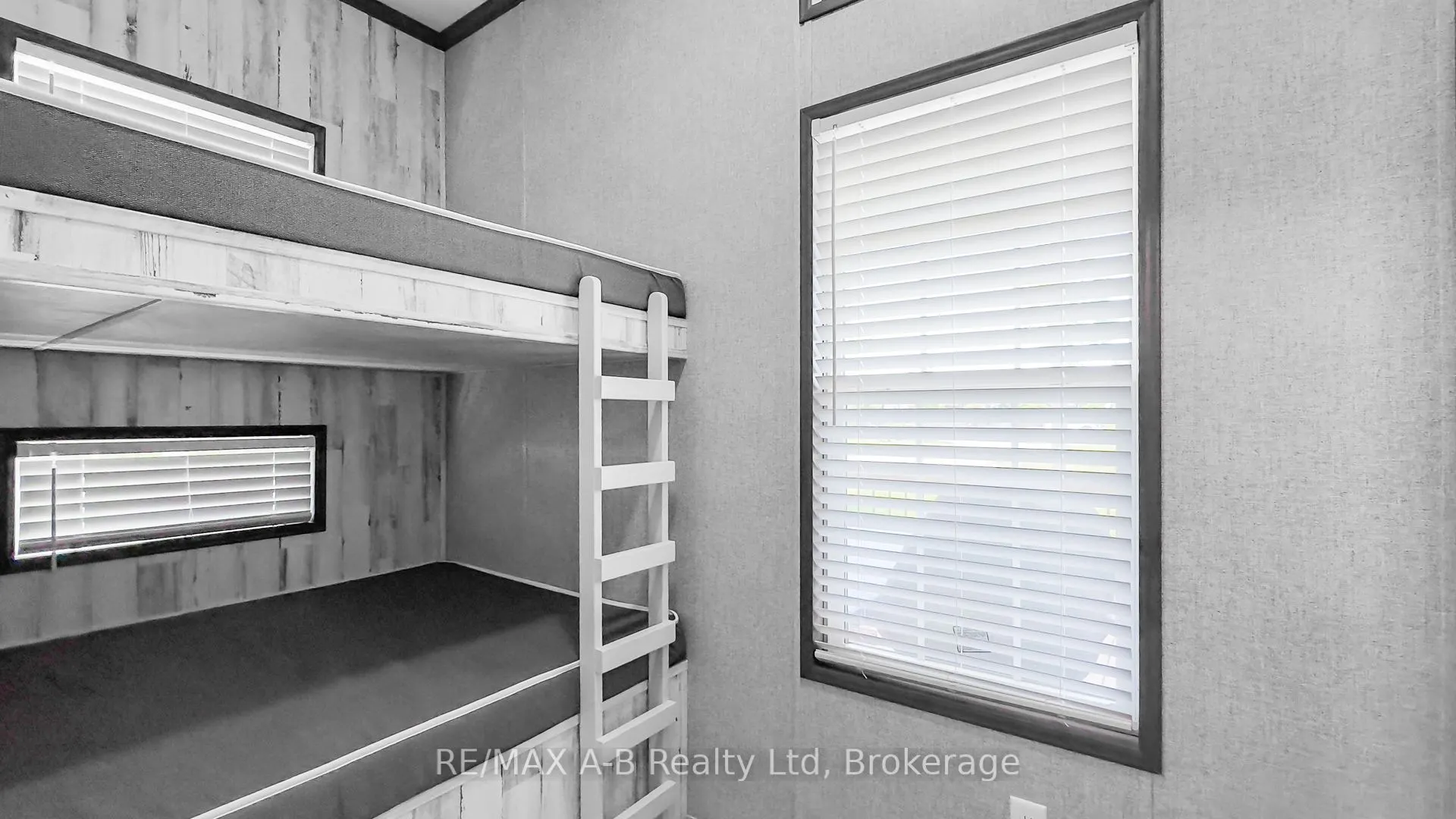 923590 ROAD 92 Street, #652