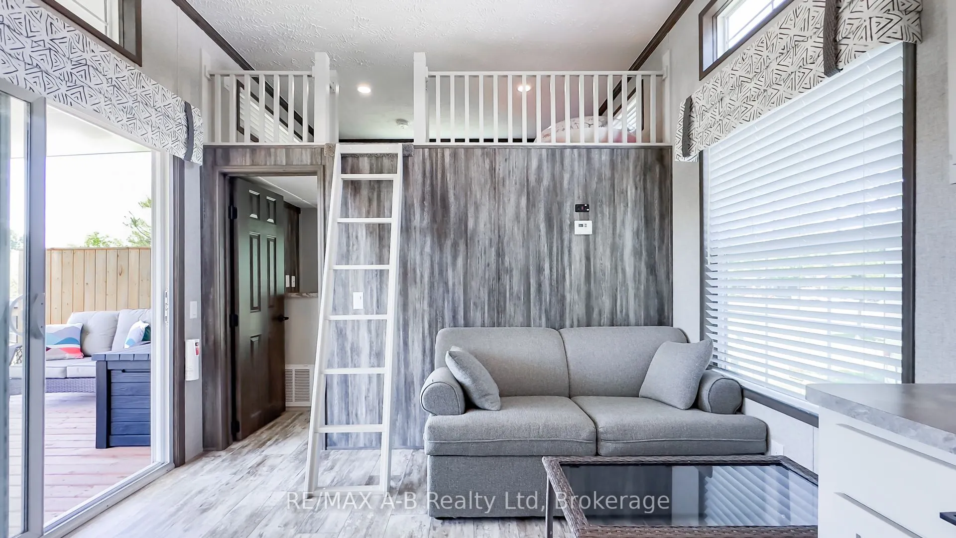 923590 ROAD 92 Street, #652