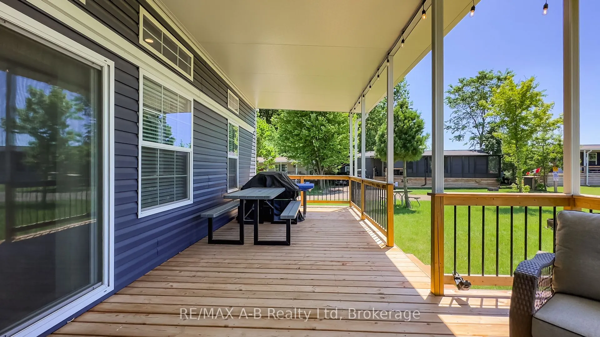923590 ROAD 92 Street, #652