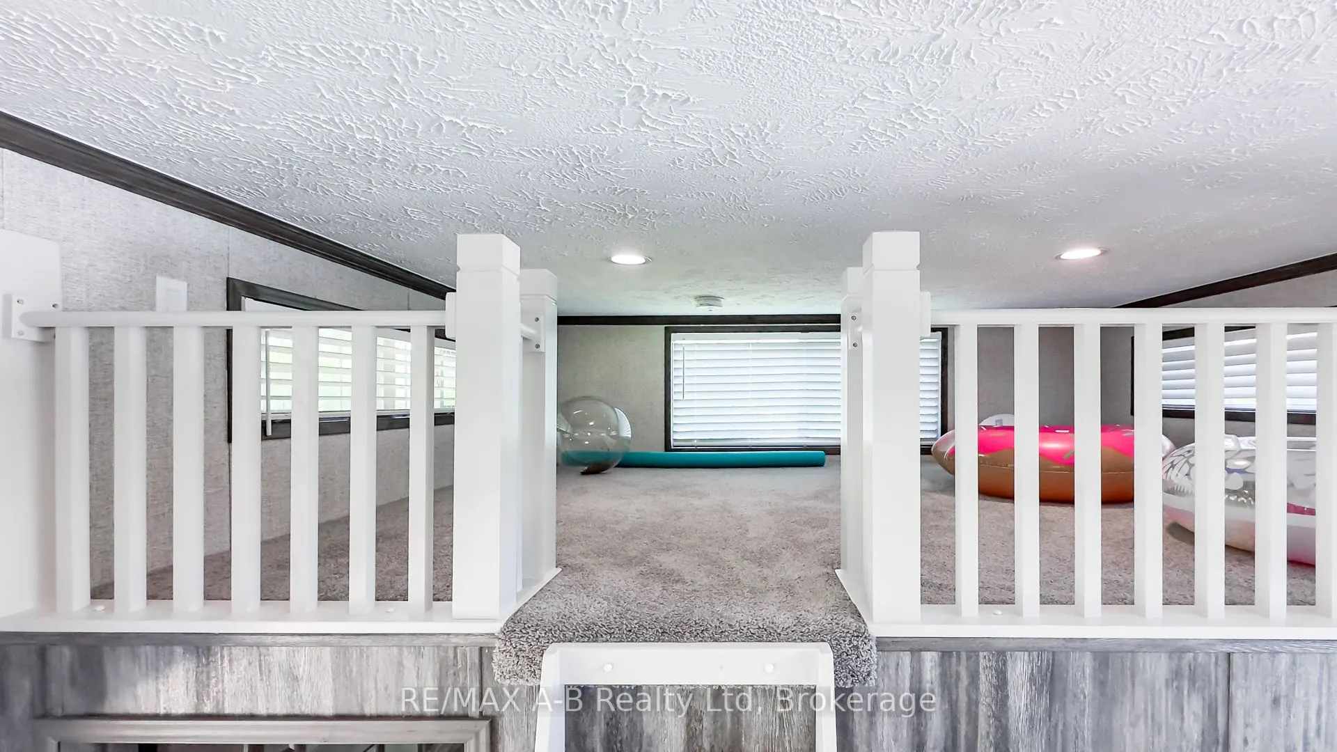 923590 ROAD 92 Street, #652