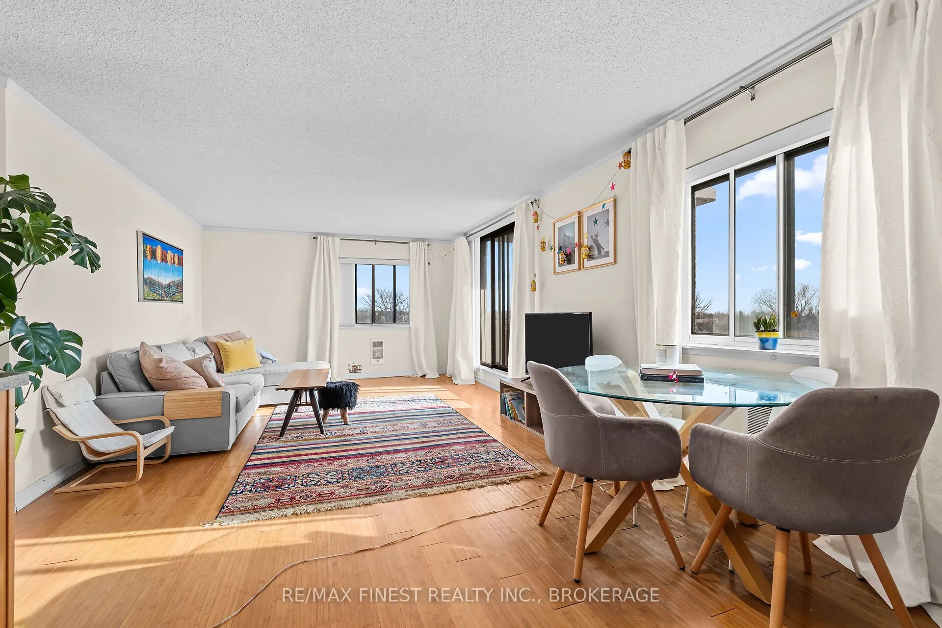 120 Barrett Court, #609