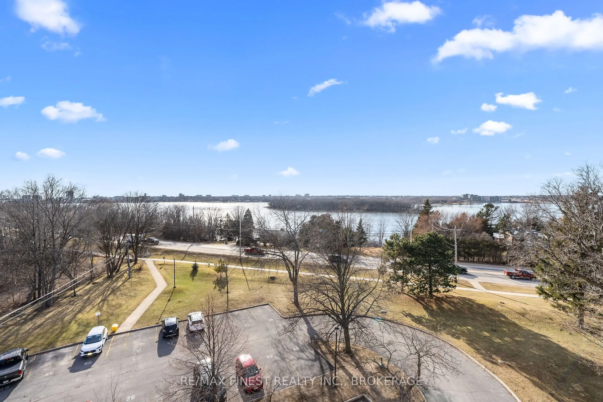 120 Barrett Court, #609