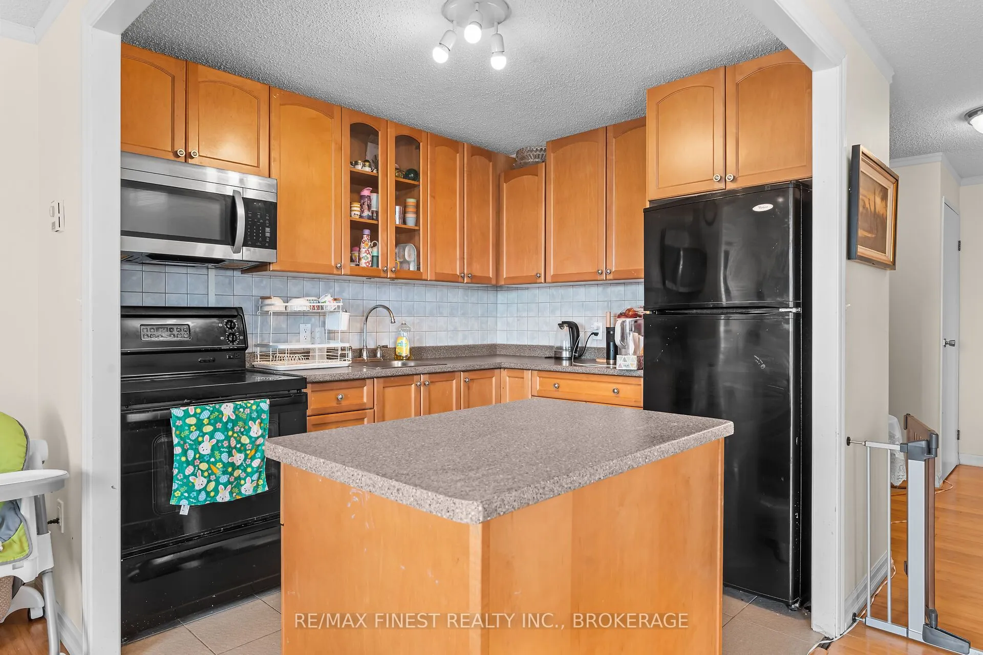 120 Barrett Court, #609
