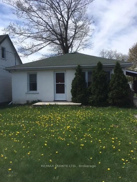 30 Leonard Avenue