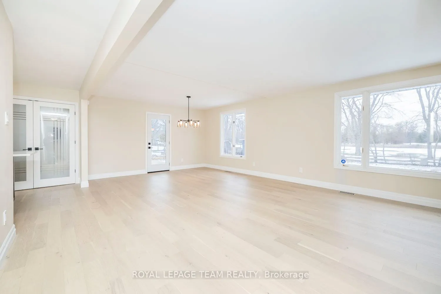 1245 Fairway Drive
