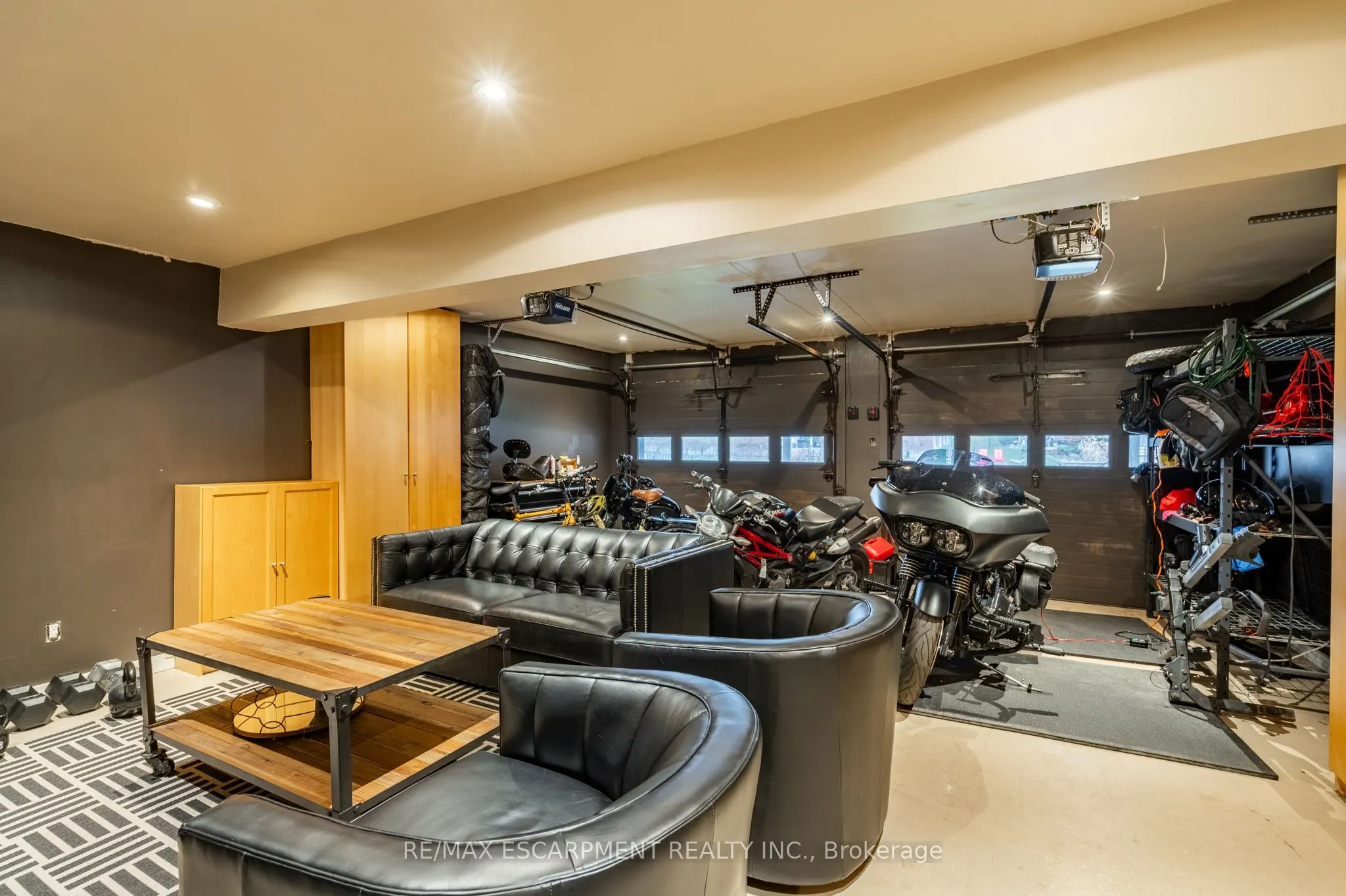 91 Edgewater Drive