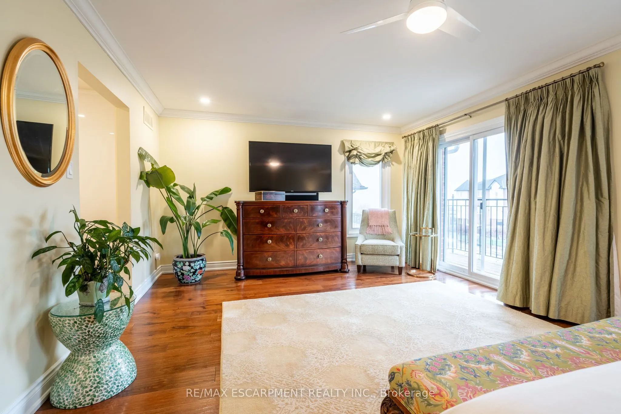91 Edgewater Drive