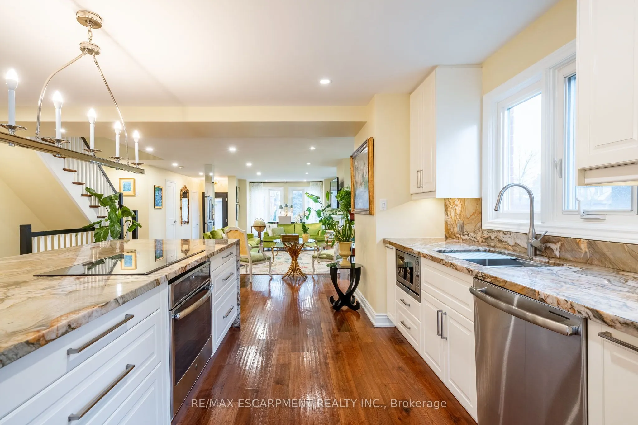 91 Edgewater Drive