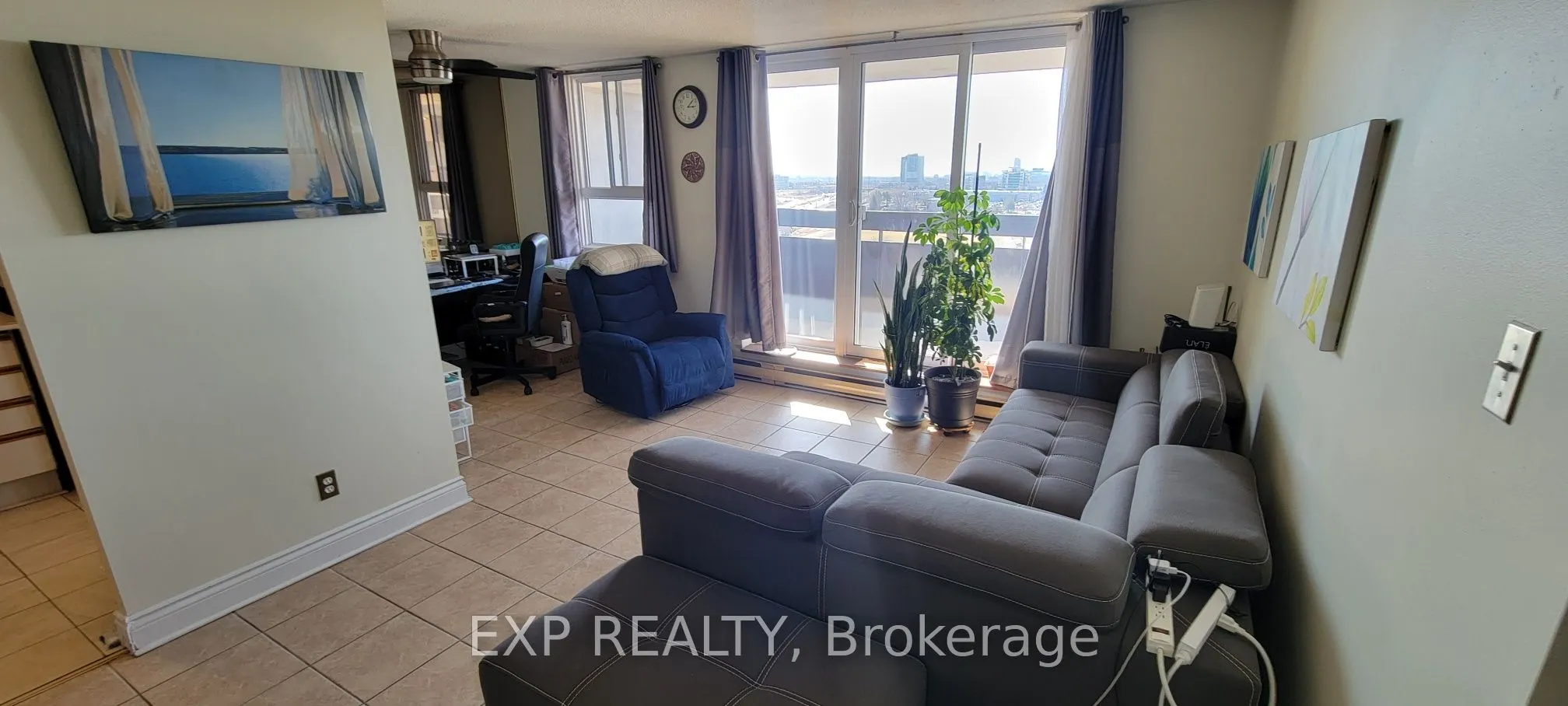 2000 Jasmine Crescent, #1214