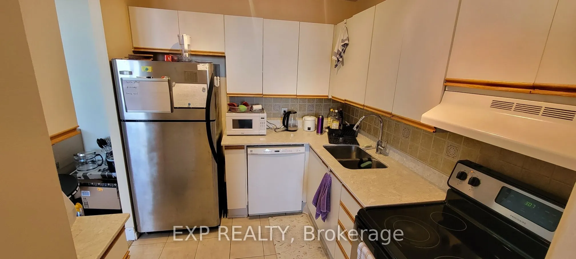 2000 Jasmine Crescent, #1214